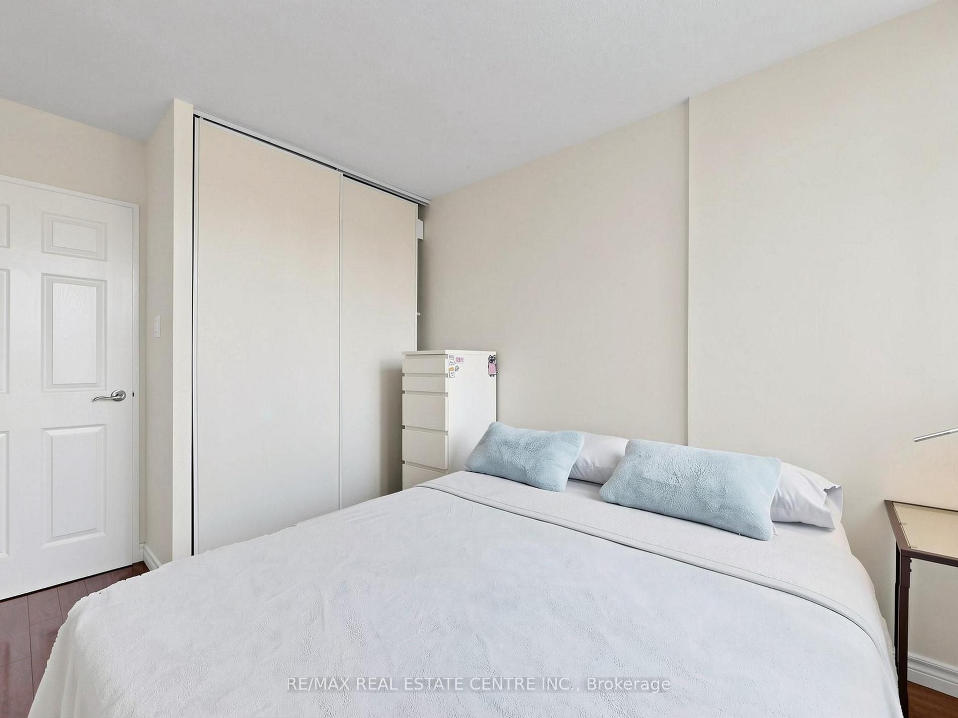 Photo 22 of Unit 207, 100 Antibes Drive, North York, Westminster-Branson — HOMEH