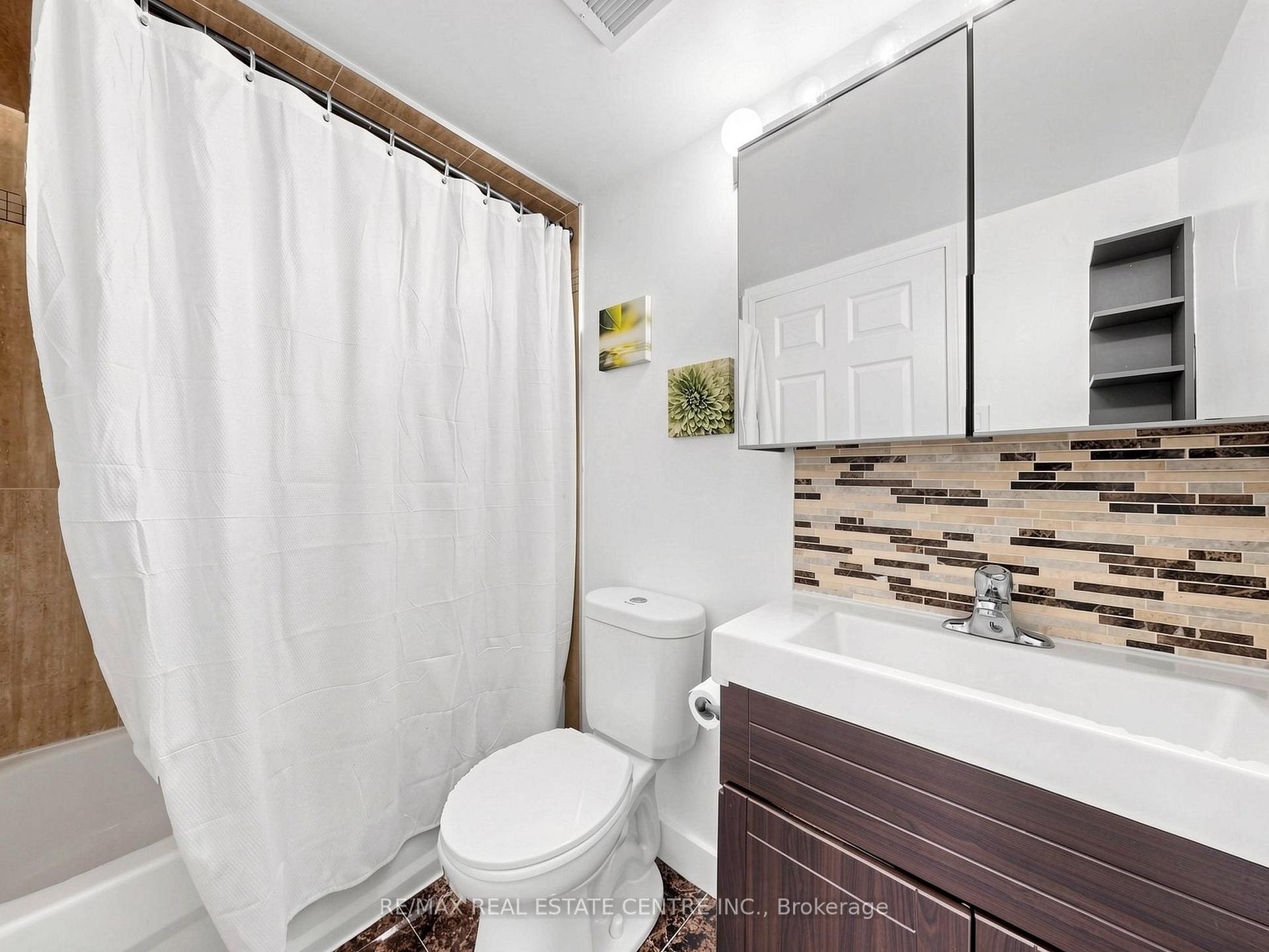 Photo 25 of Unit 207, 100 Antibes Drive, North York, Westminster-Branson — HOMEH