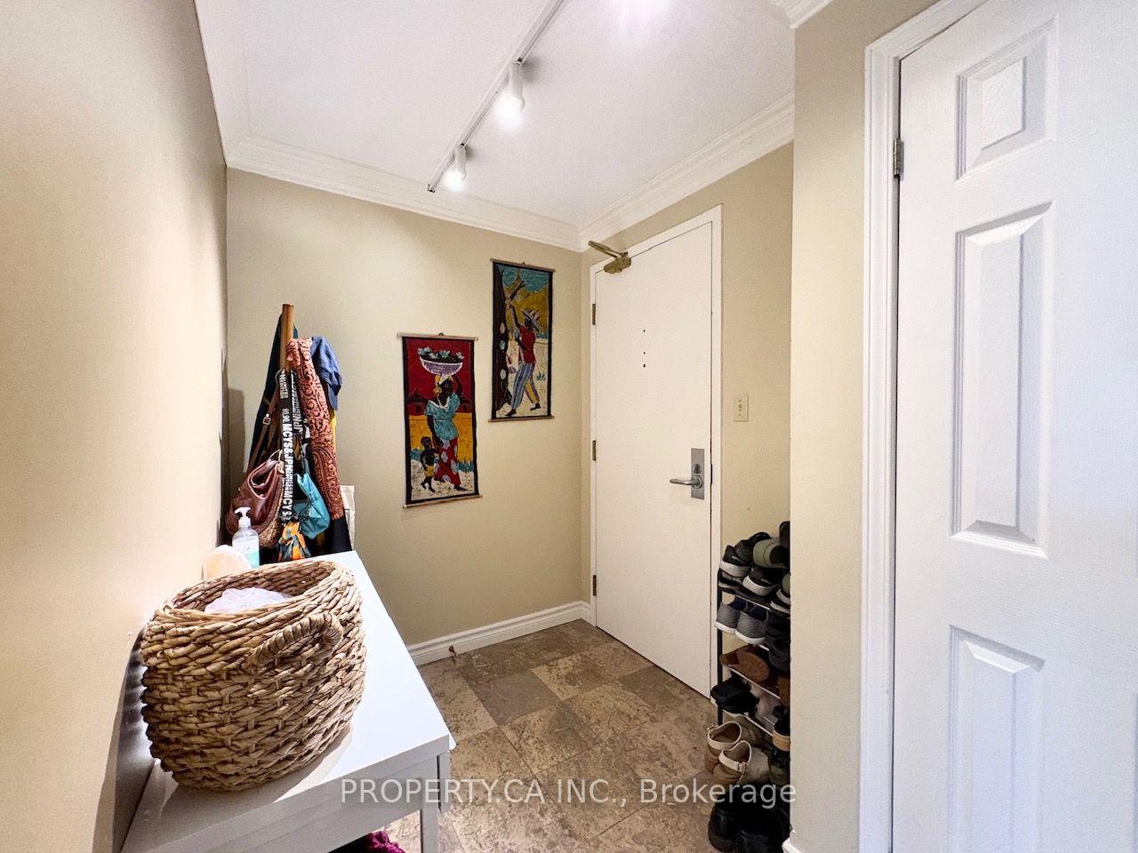 Photo 2 of Unit 4A, 67 Caroline Street S, Hamilton, Durand — HOMEH