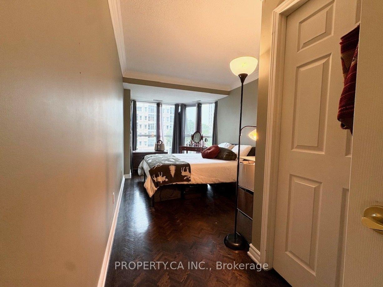 Photo 3 of Unit 4A, 67 Caroline Street S, Hamilton, Durand — HOMEH