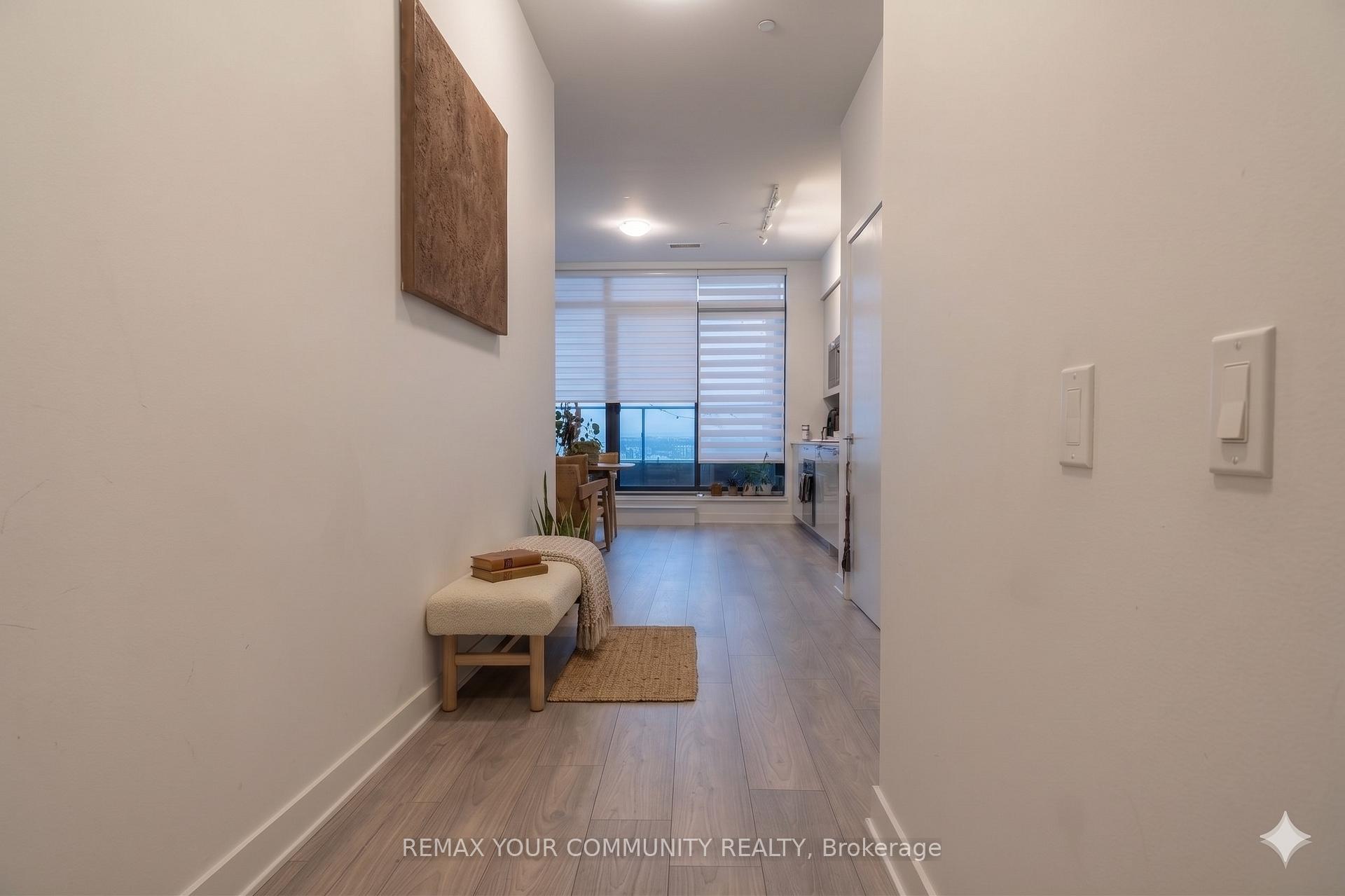 Photo 4 of Unit 3301, 2920 Highway 7, Vaughan, Concord — HOMEH