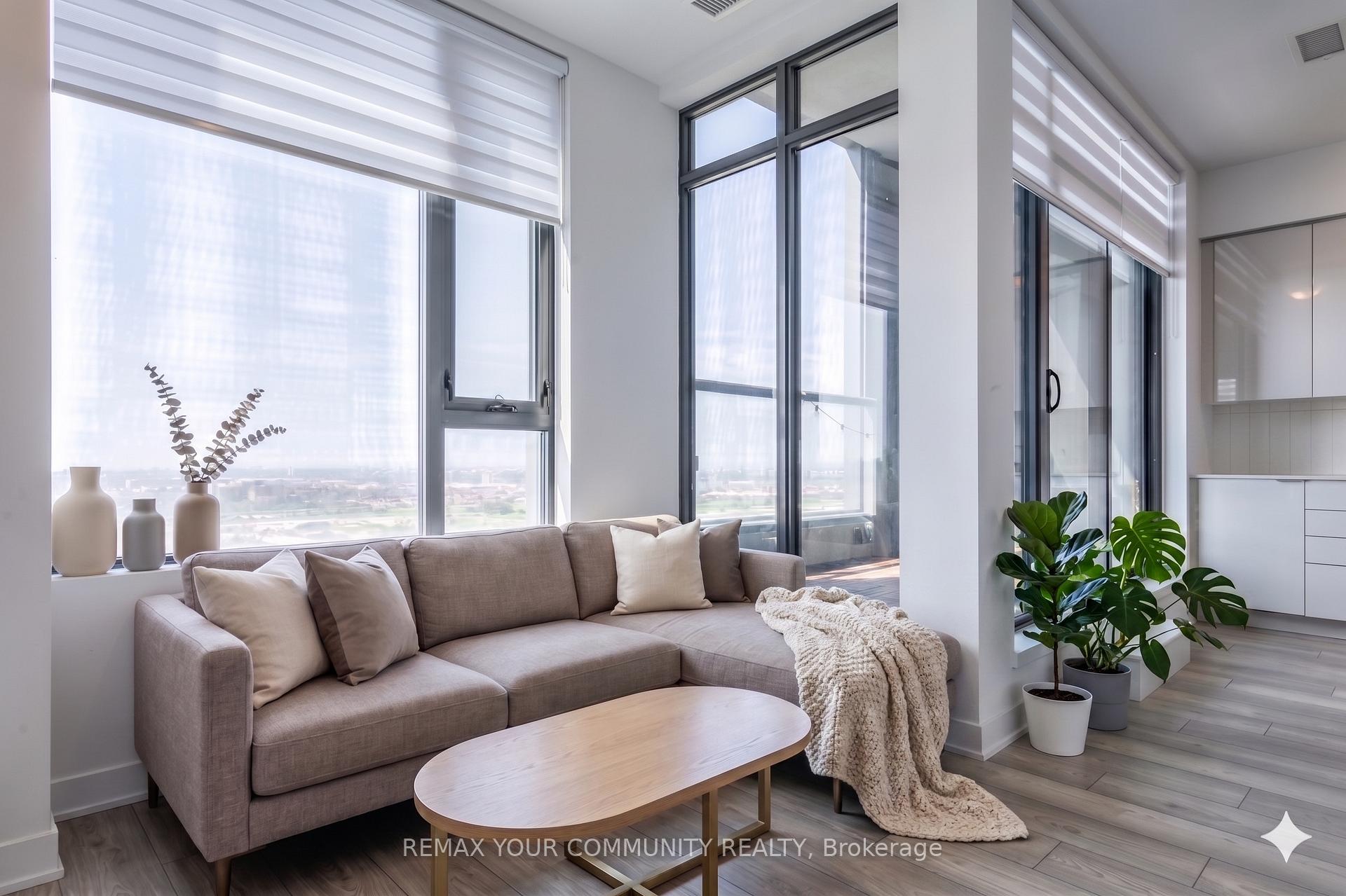 Photo 5 of Unit 3301, 2920 Highway 7, Vaughan, Concord — HOMEH