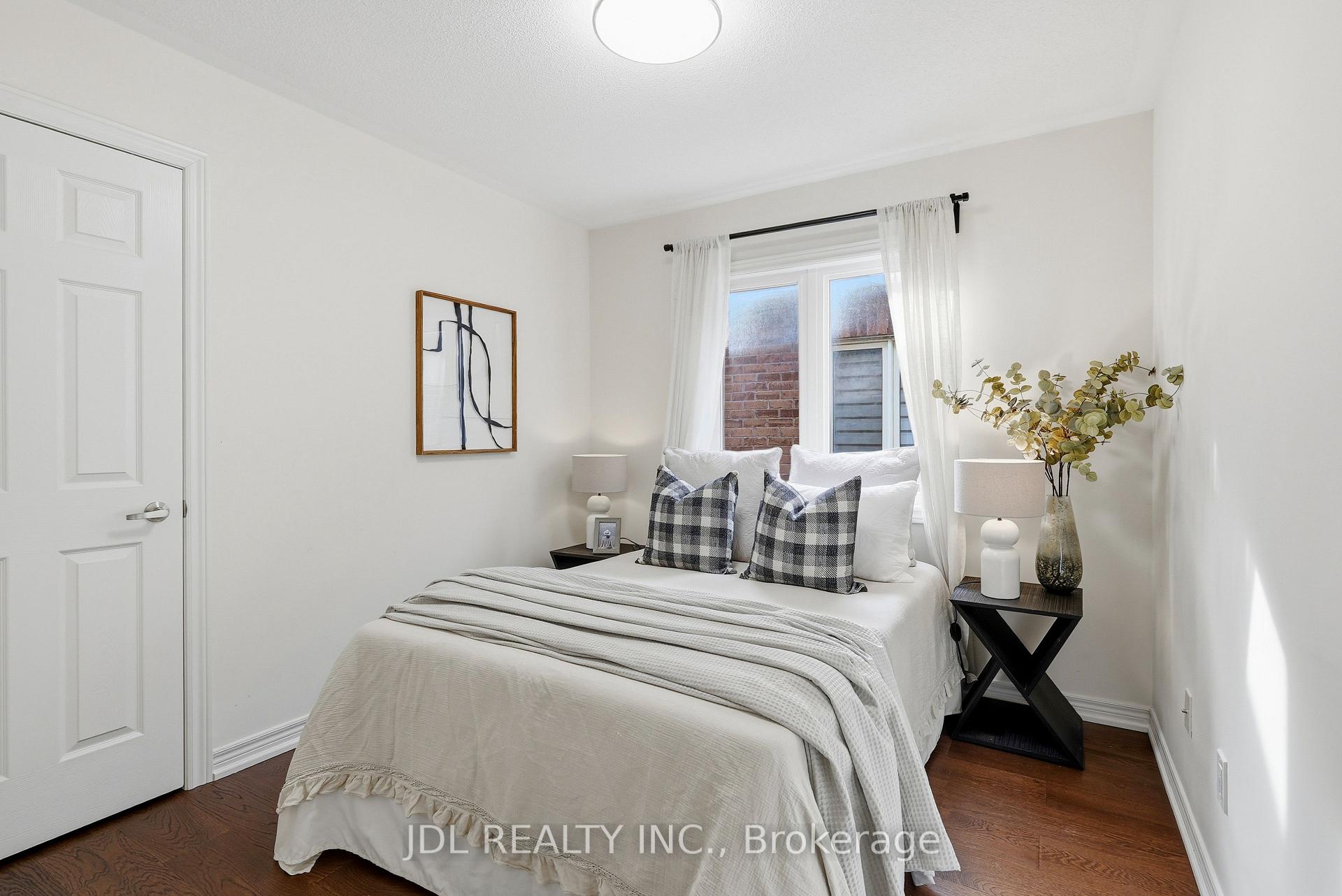 Photo 77 of 15 Beacon Point Street, Markham, Wismer — HOMEH