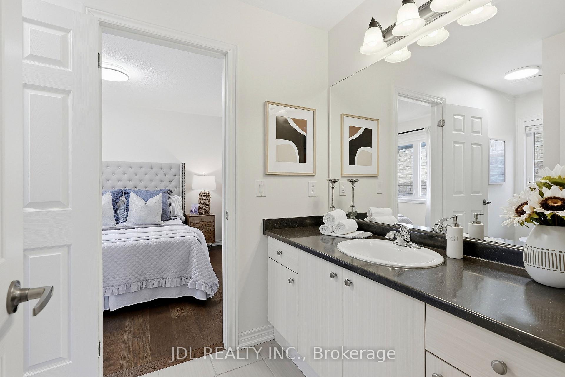 Photo 87 of 15 Beacon Point Street, Markham, Wismer — HOMEH