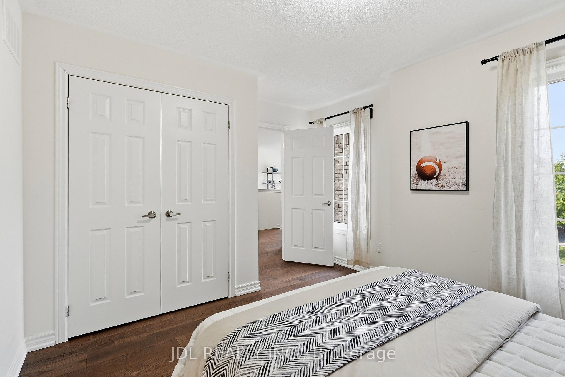 Photo 95 of 15 Beacon Point Street, Markham, Wismer — HOMEH