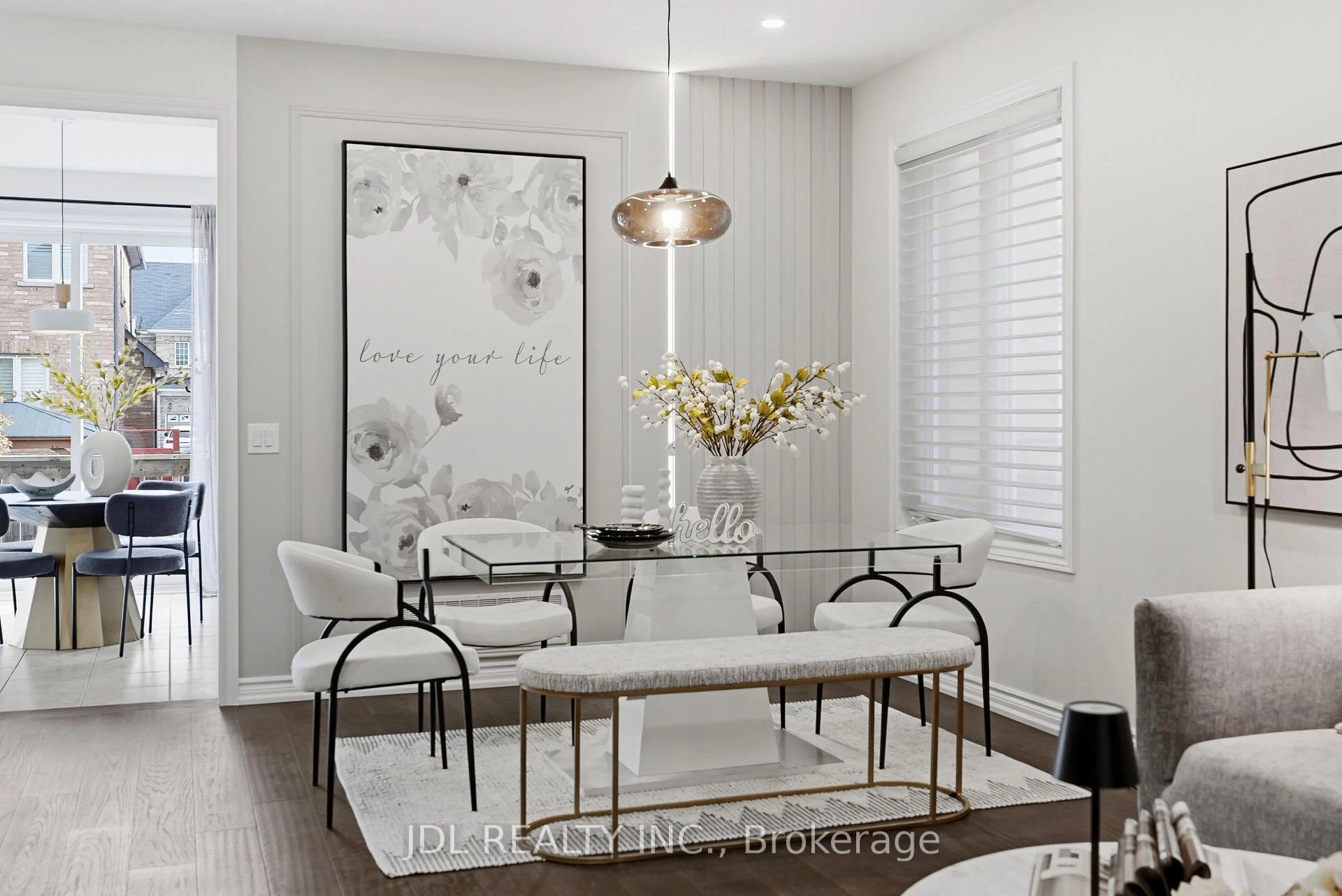 Photo 4 of 15 Beacon Point Street, Markham, Wismer — HOMEH