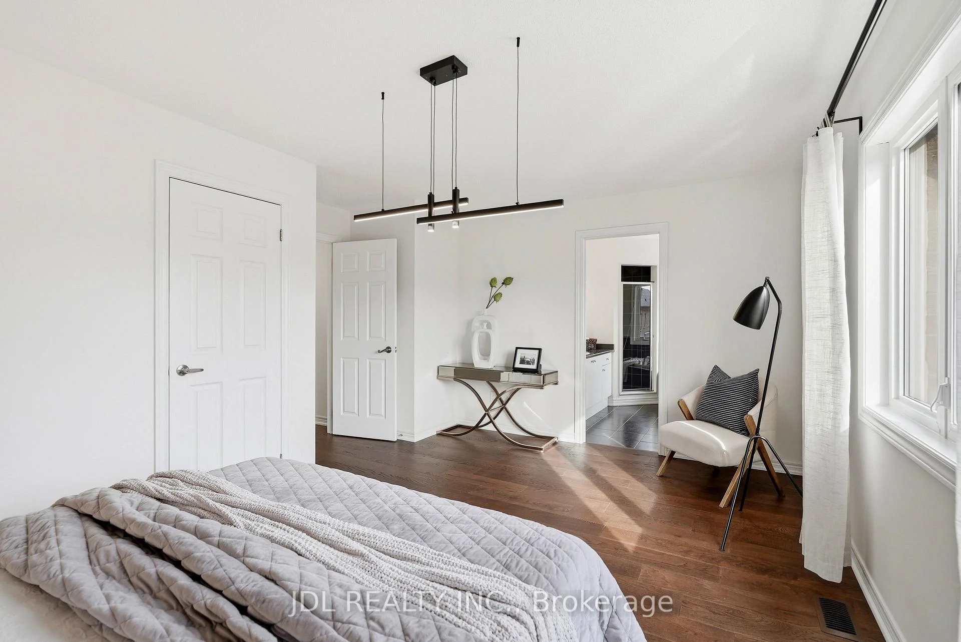 Photo 55 of 15 Beacon Point Street, Markham, Wismer — HOMEH