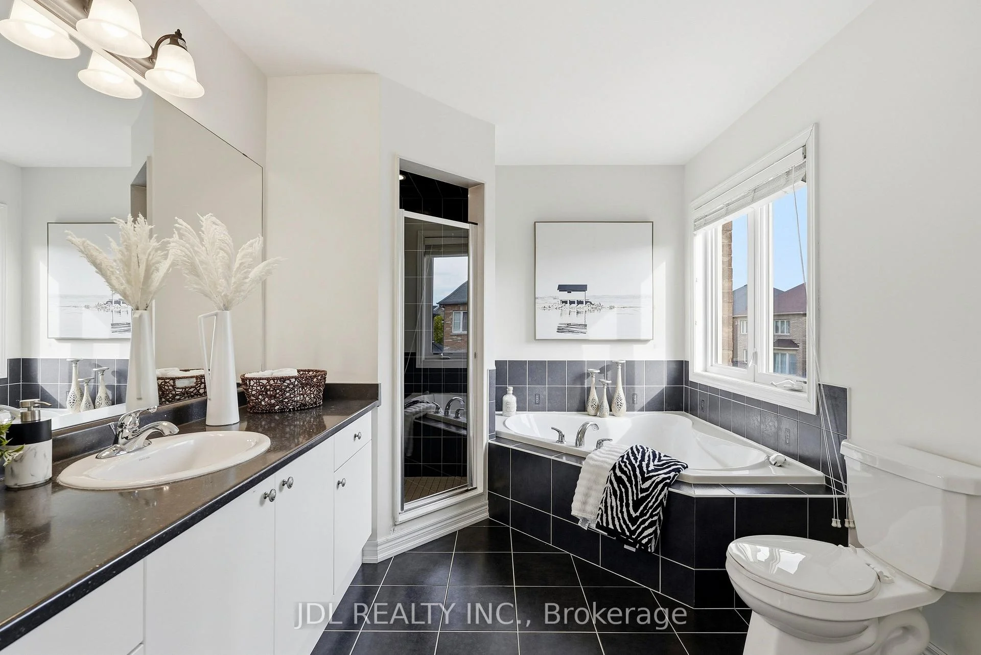 Photo 60 of 15 Beacon Point Street, Markham, Wismer — HOMEH