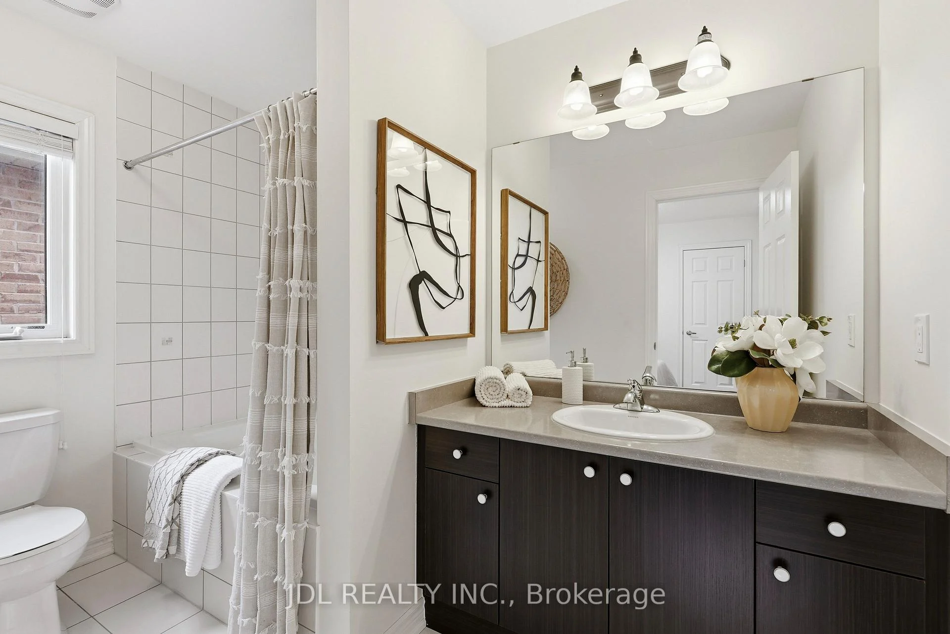 Photo 72 of 15 Beacon Point Street, Markham, Wismer — HOMEH