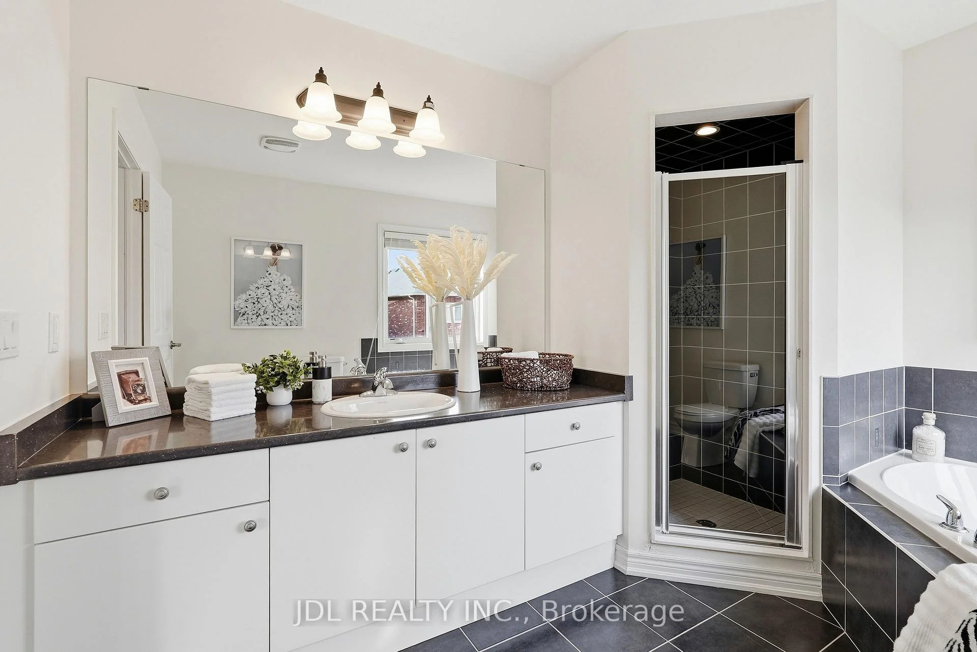 Photo 74 of 15 Beacon Point Street, Markham, Wismer — HOMEH