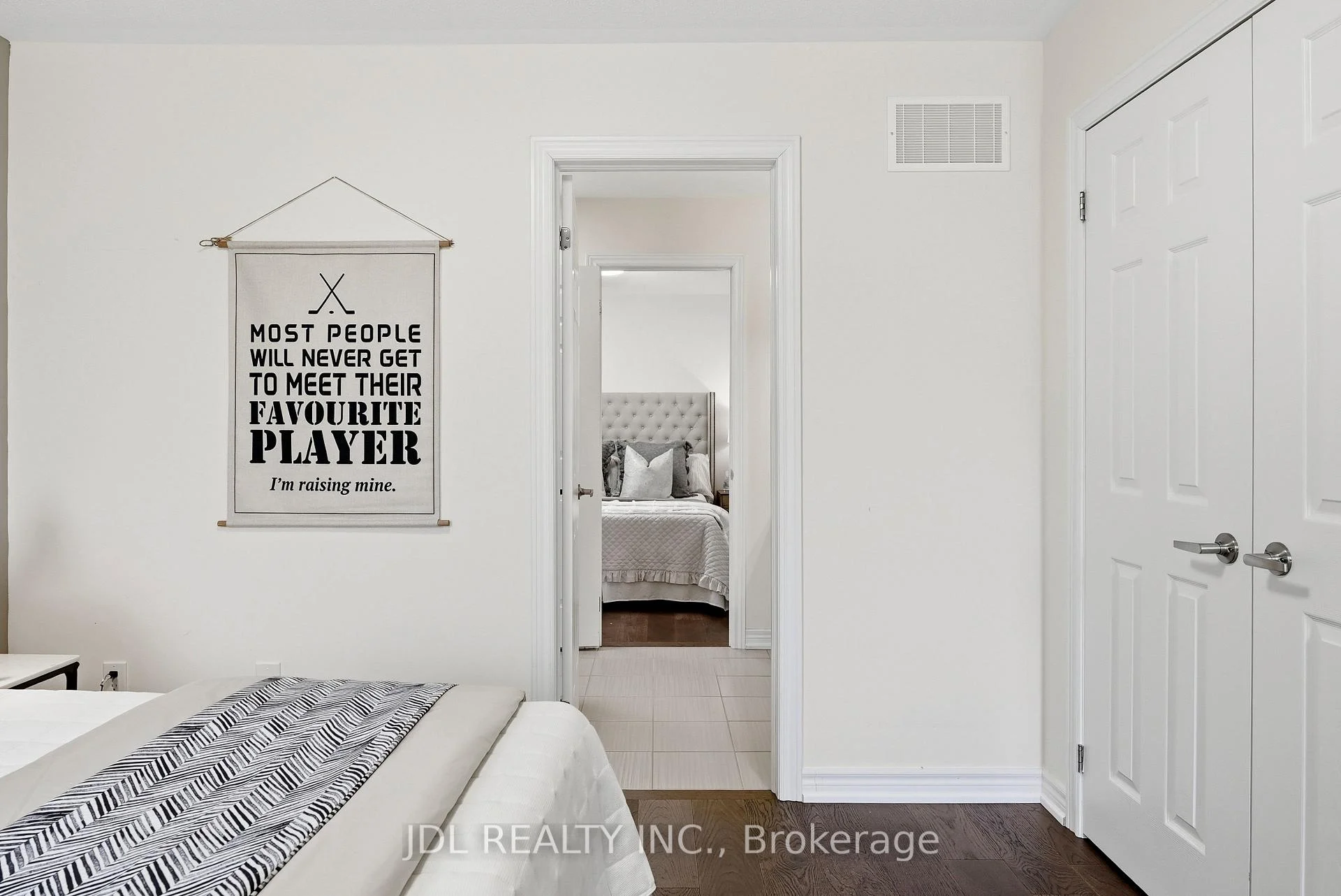 Photo 89 of 15 Beacon Point Street, Markham, Wismer — HOMEH