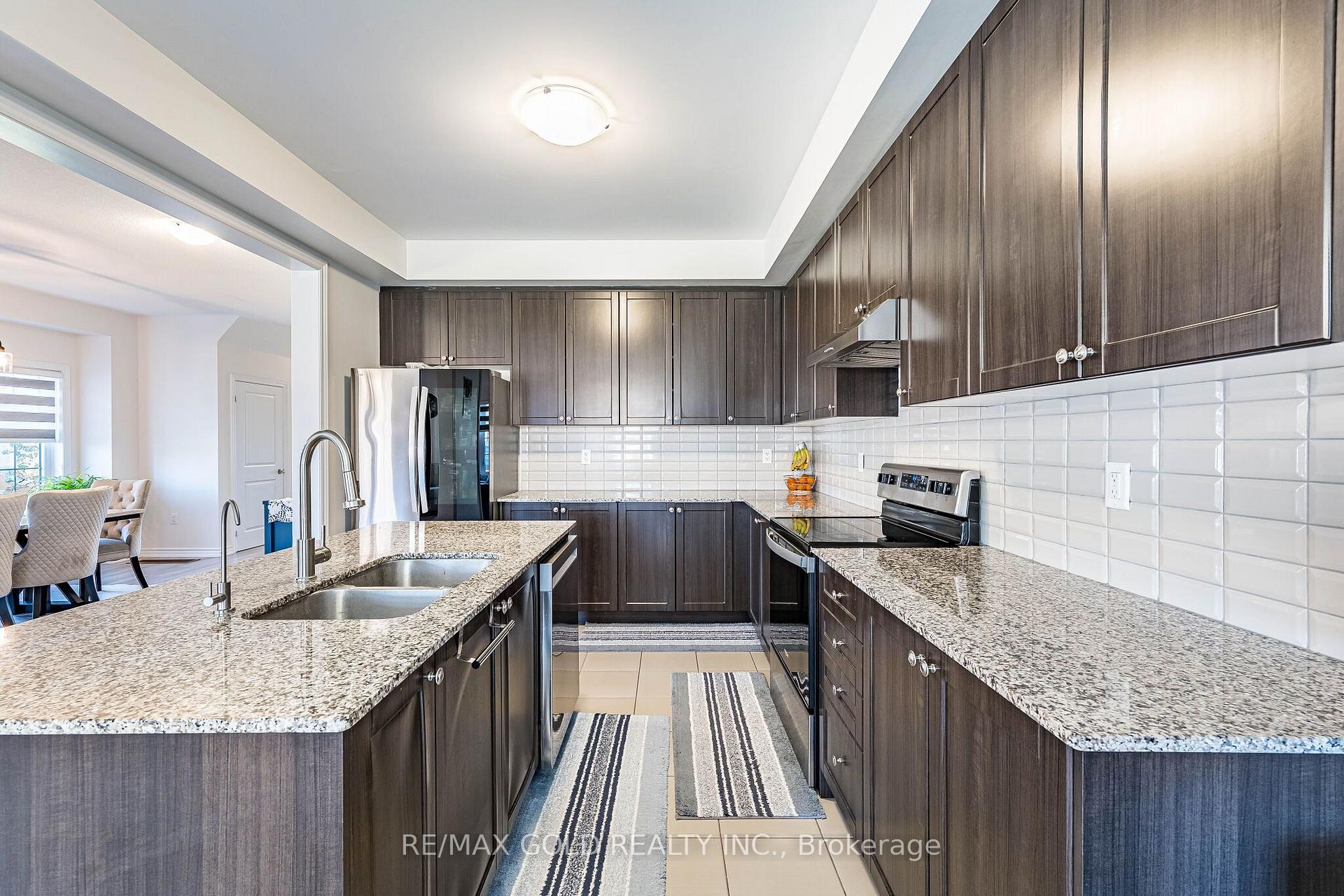 Photo 14 of 298 Ridley Crescent, Southgate — HOMEH