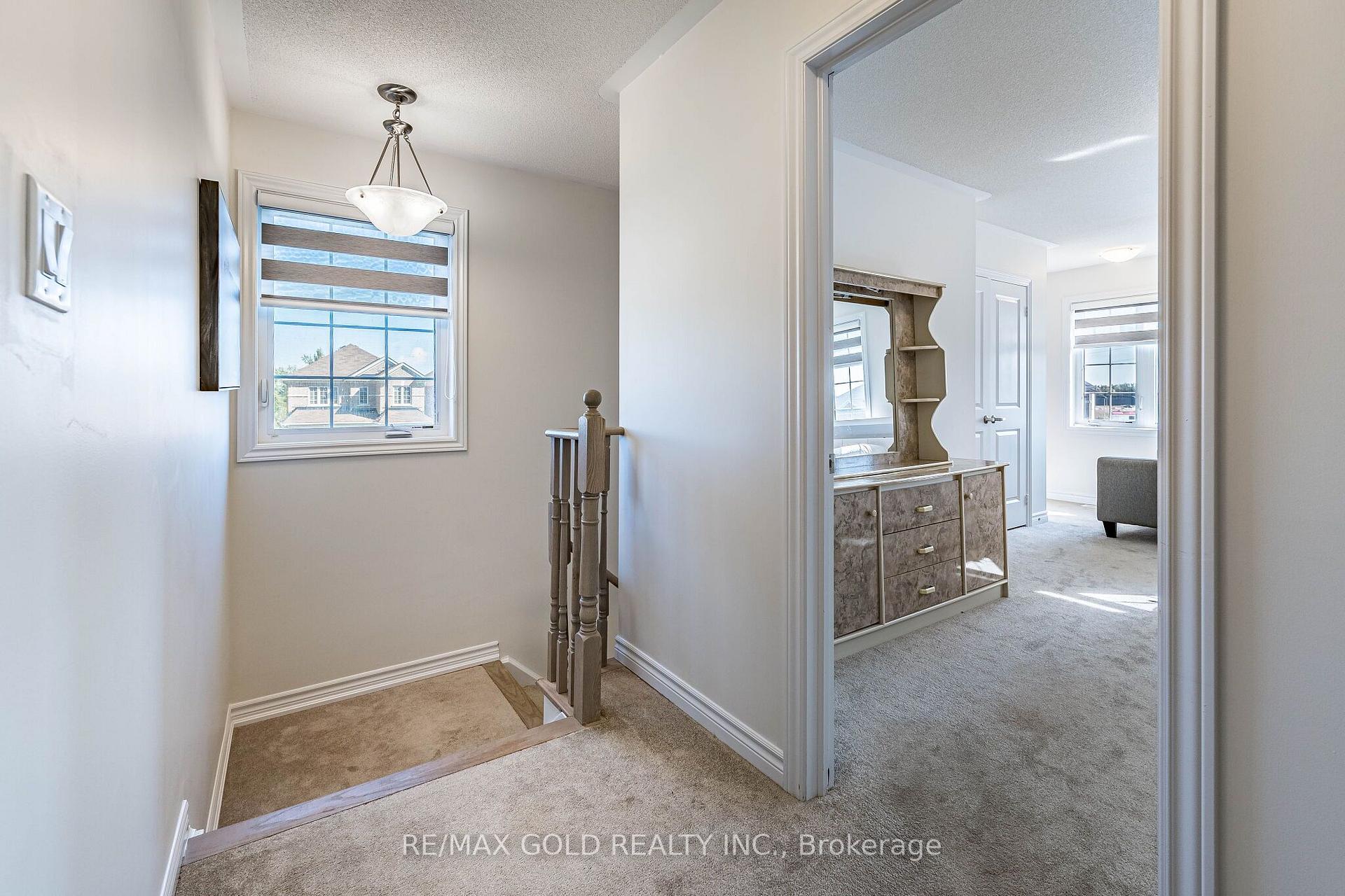 Photo 23 of 298 Ridley Crescent, Southgate — HOMEH