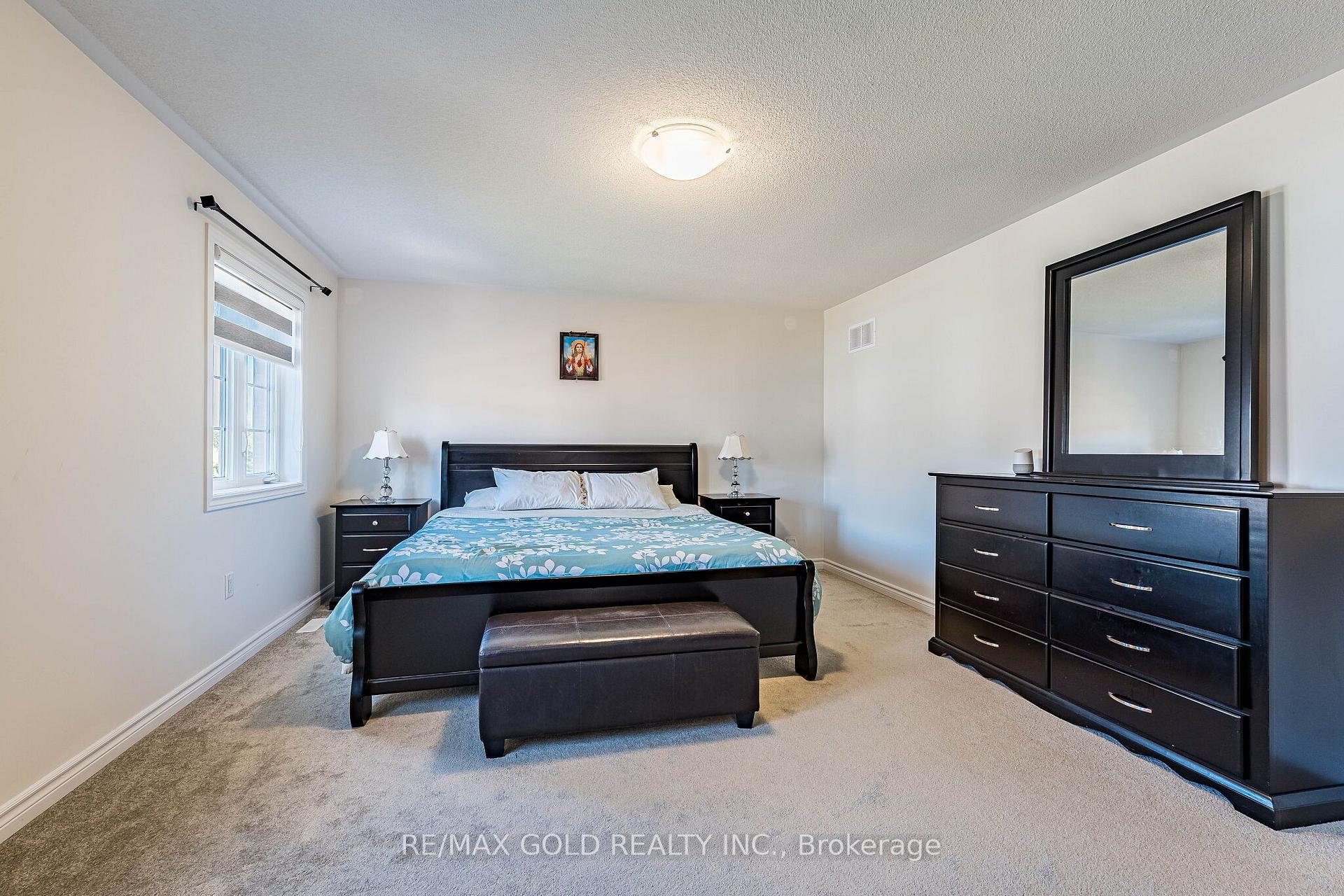Photo 34 of 298 Ridley Crescent, Southgate — HOMEH