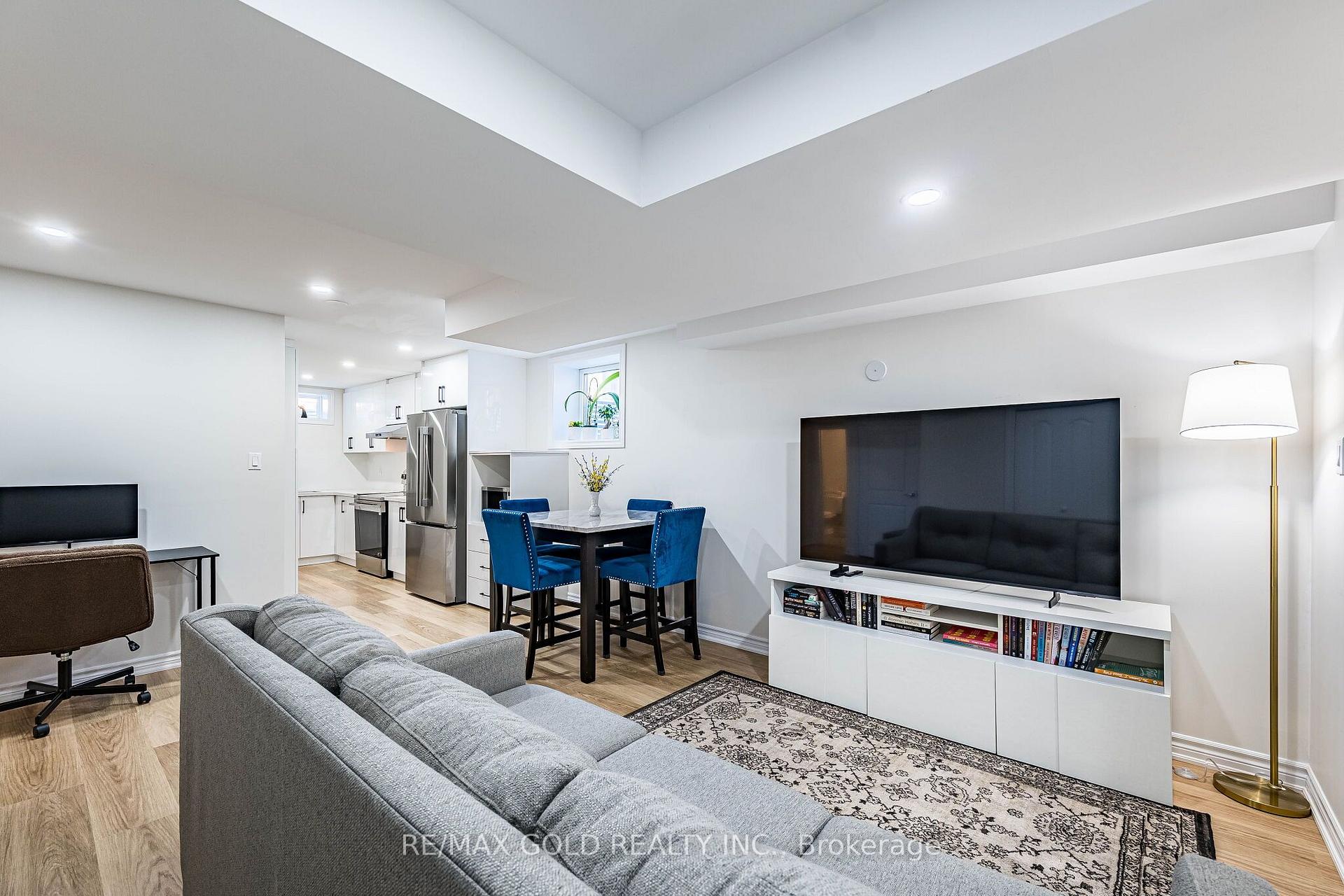 Photo 39 of 298 Ridley Crescent, Southgate — HOMEH
