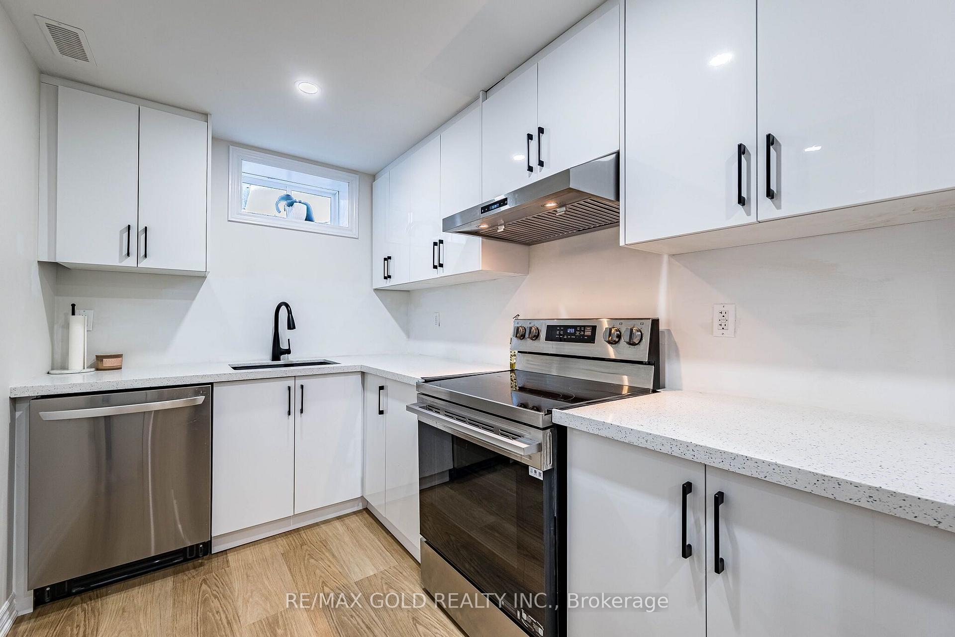 Photo 41 of 298 Ridley Crescent, Southgate — HOMEH