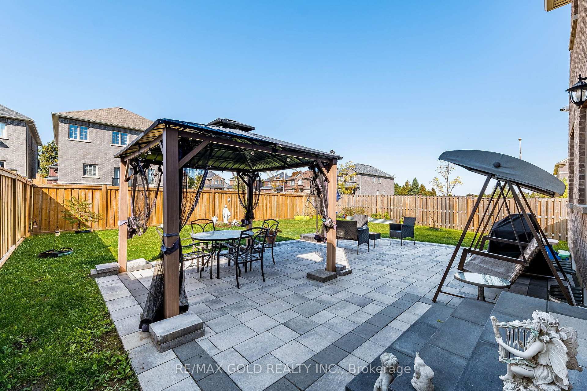 Photo 50 of 298 Ridley Crescent, Southgate — HOMEH