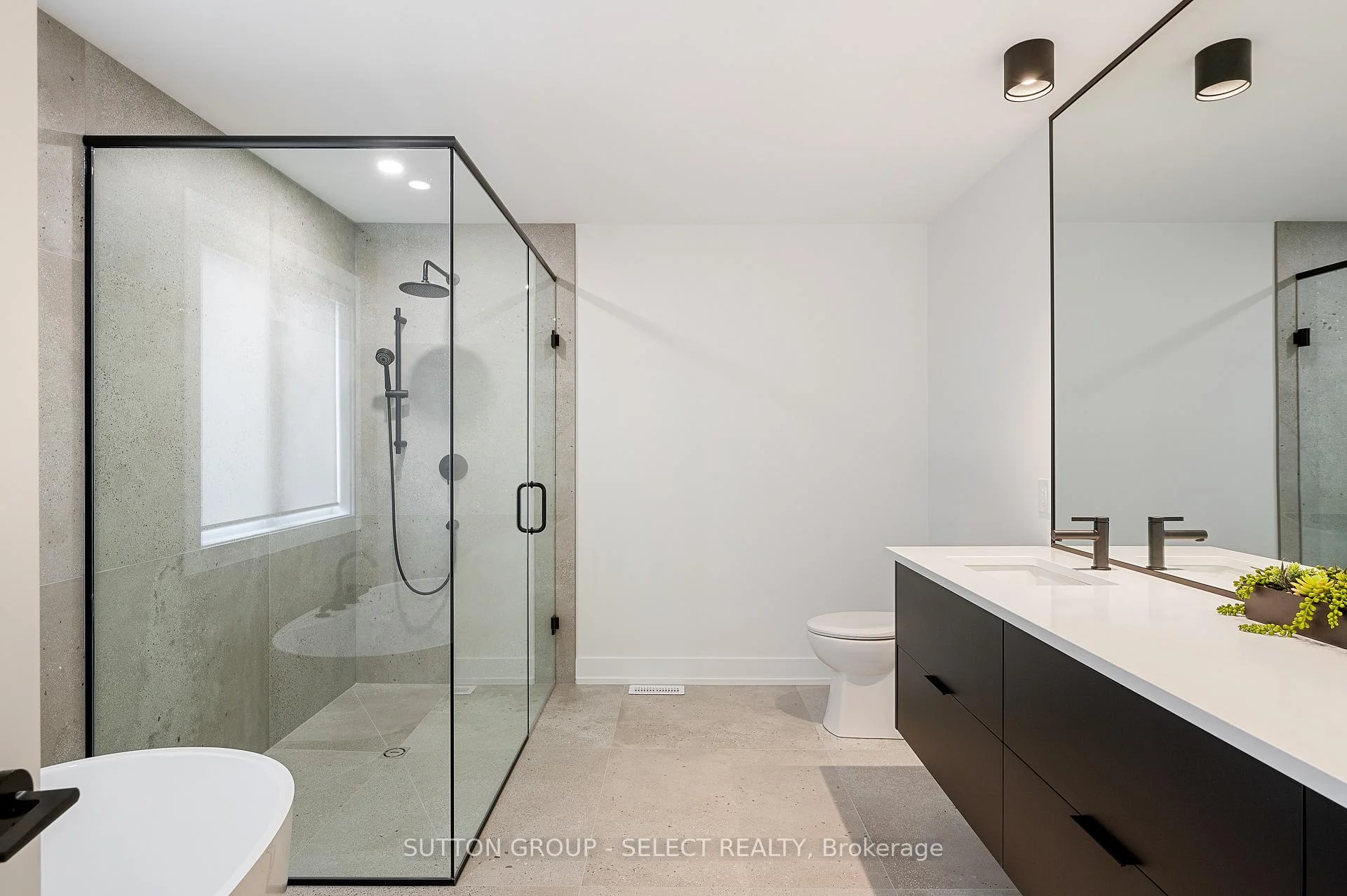 Photo 17 of 4401 Green Bend, London, South V — HOMEH