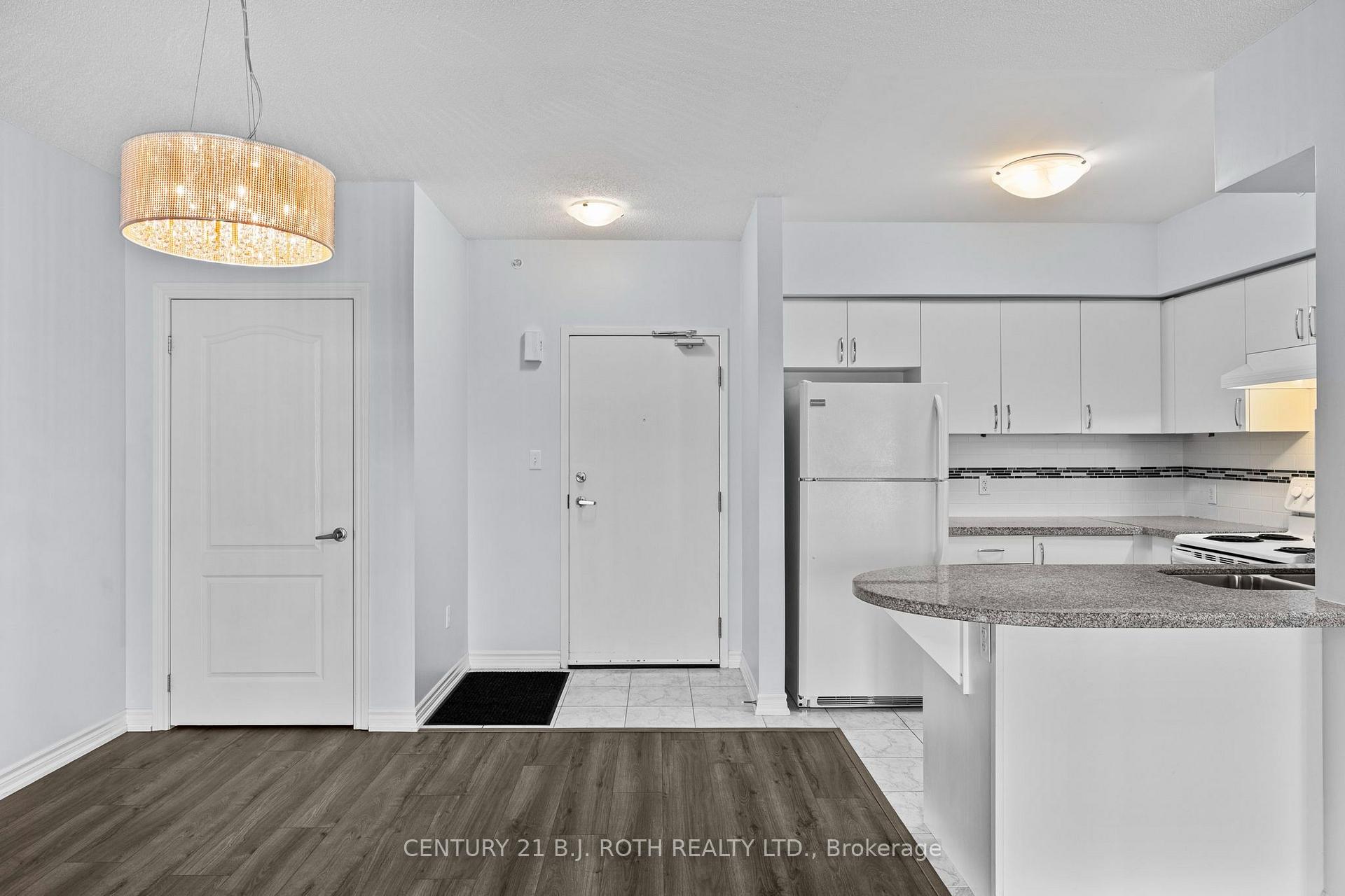 Photo 4 of Unit 303, 41 Ferndale Drive S, Barrie, Ardagh — HOMEH