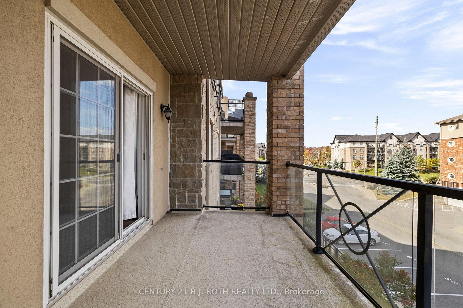 Photo 14 of Unit 303, 41 Ferndale Drive S, Barrie, Ardagh — HOMEH