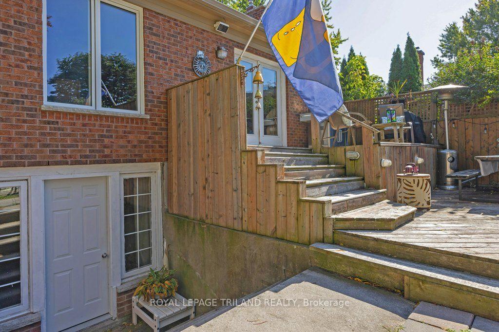 Photo 40 of 2005 Arva Street, Middlesex Centre, Arva — HOMEH