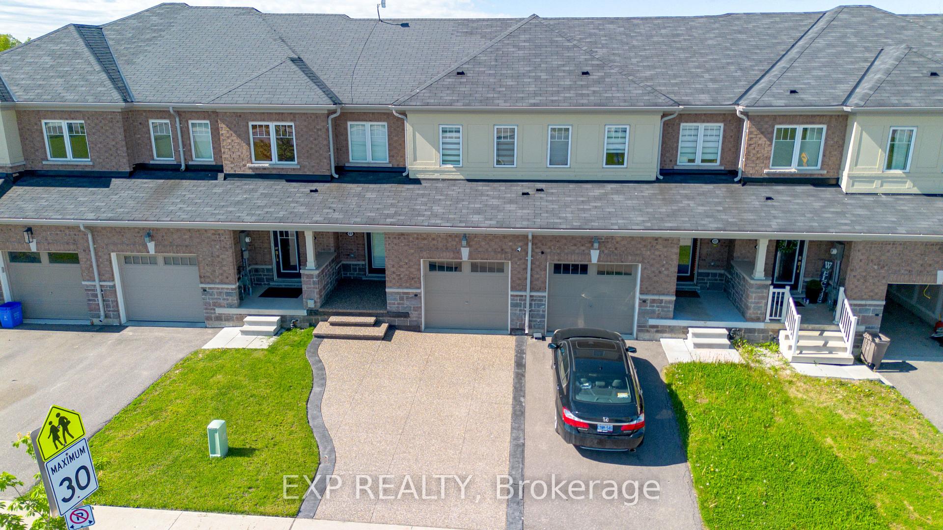 Photo 34 of 419 Pumpkin Pass, Hamilton, Binbrook — HOMEH