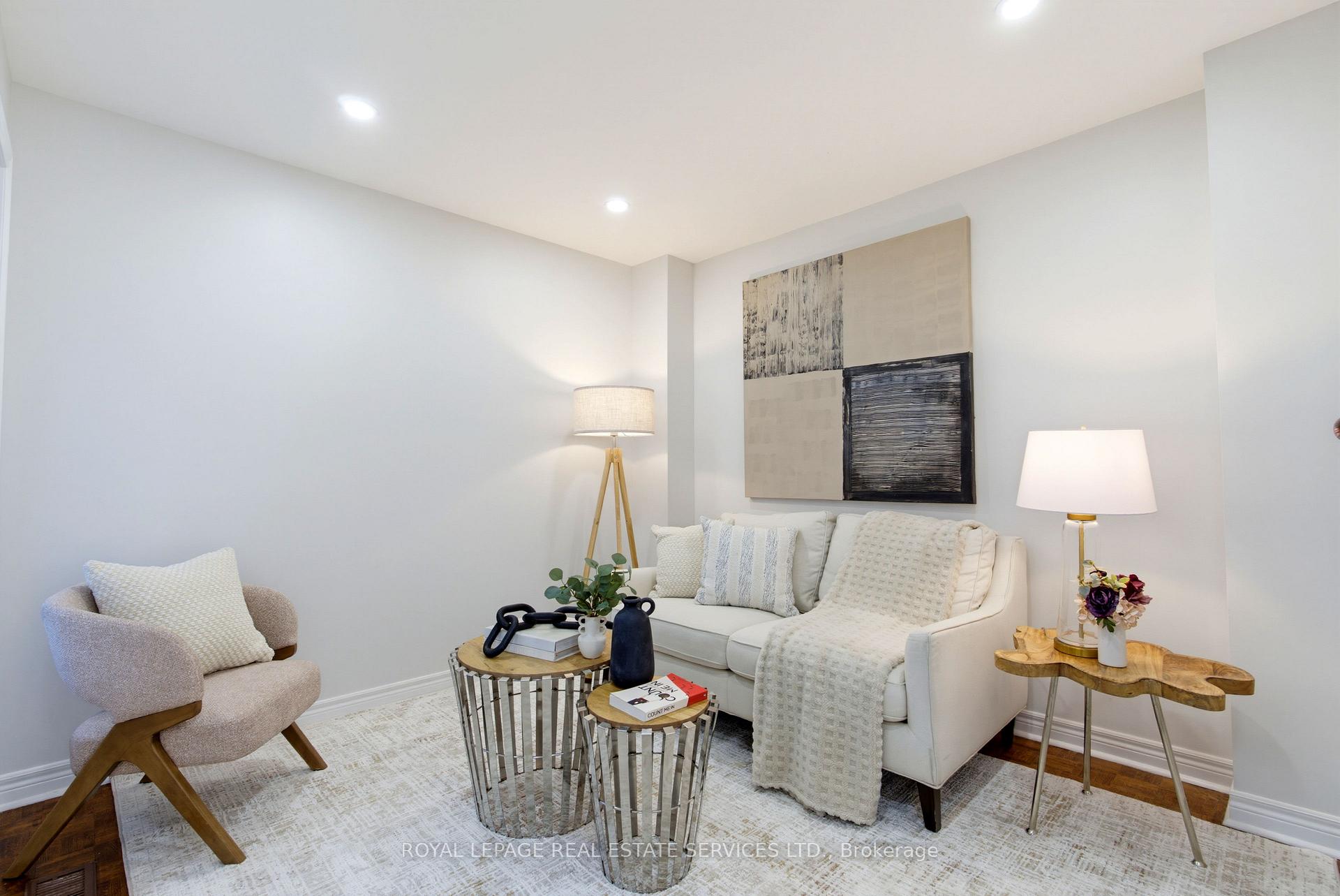 Photo 6 of 5582 Kimmeridge Gate, Mississauga, Central Erin Mills — HOMEH