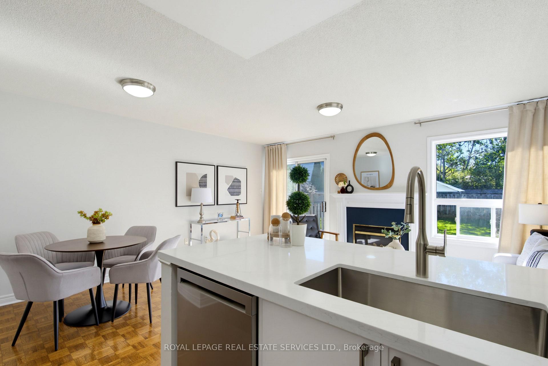 Photo 13 of 5582 Kimmeridge Gate, Mississauga, Central Erin Mills — HOMEH