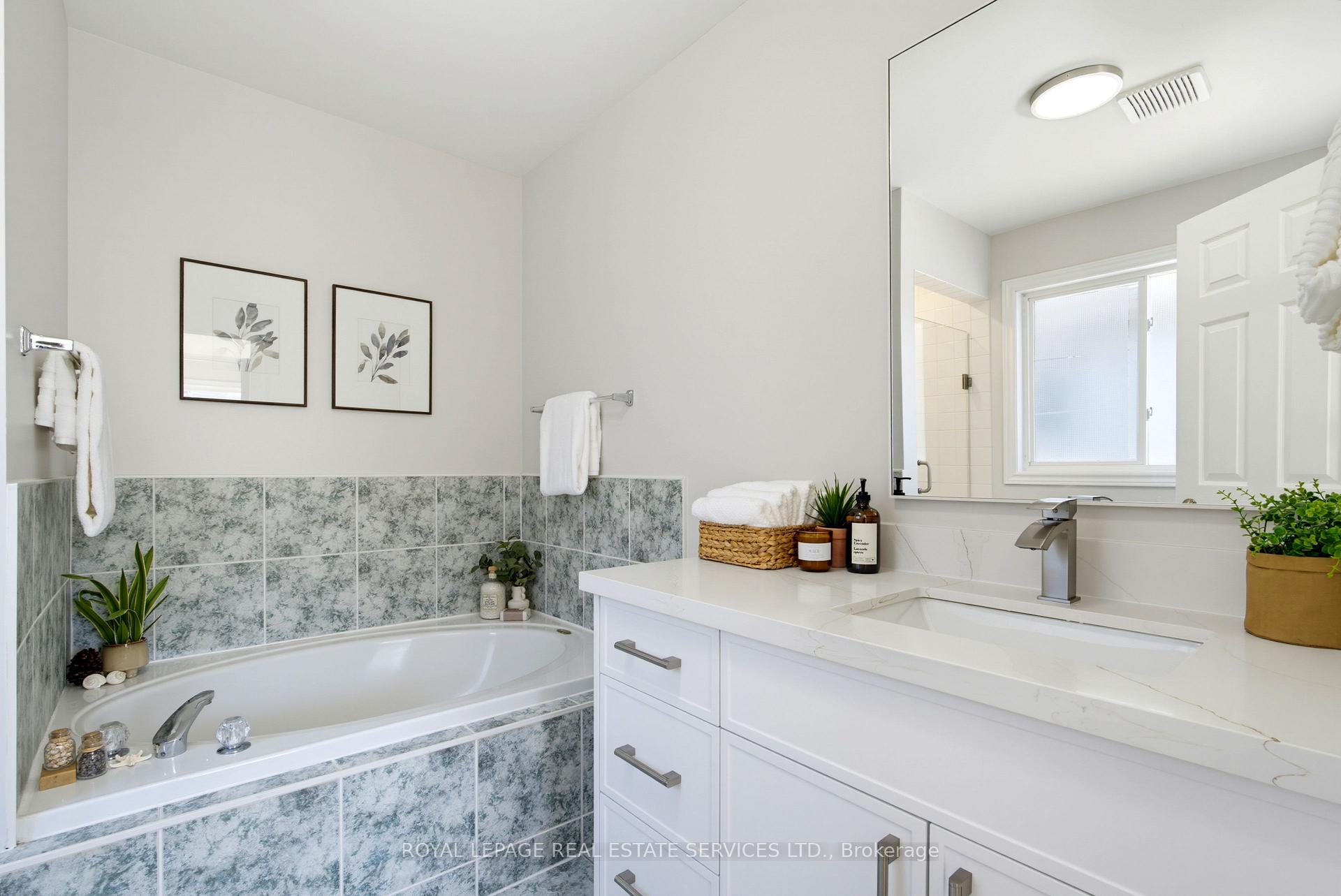 Photo 25 of 5582 Kimmeridge Gate, Mississauga, Central Erin Mills — HOMEH