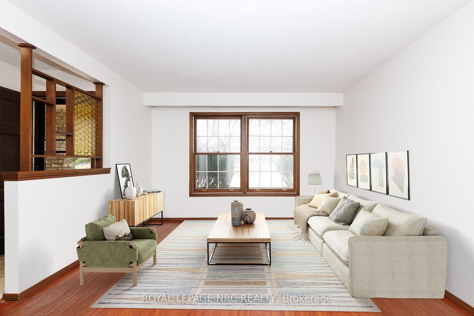 Photo 5 of 105 Hillview Road, St. Catharines, Western Hill — HOMEH
