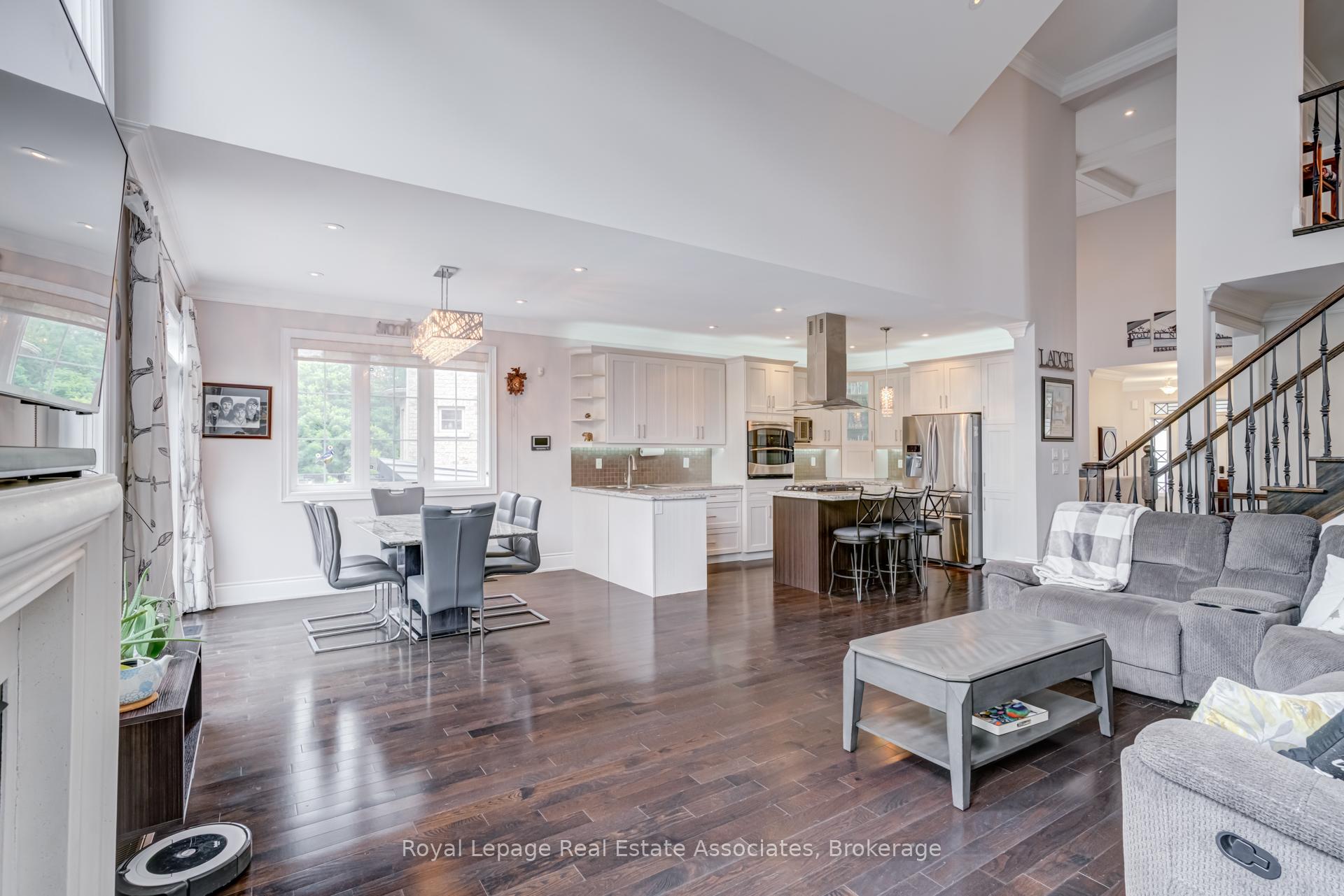 Photo 16 of 20 Cannington Crescent, Brampton, Credit Valley — HOMEH
