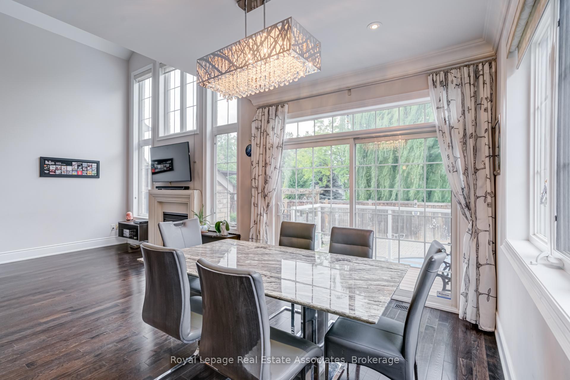 Photo 19 of 20 Cannington Crescent, Brampton, Credit Valley — HOMEH