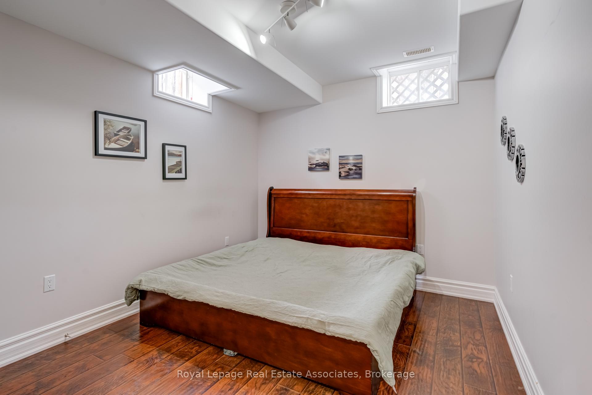 Photo 36 of 20 Cannington Crescent, Brampton, Credit Valley — HOMEH