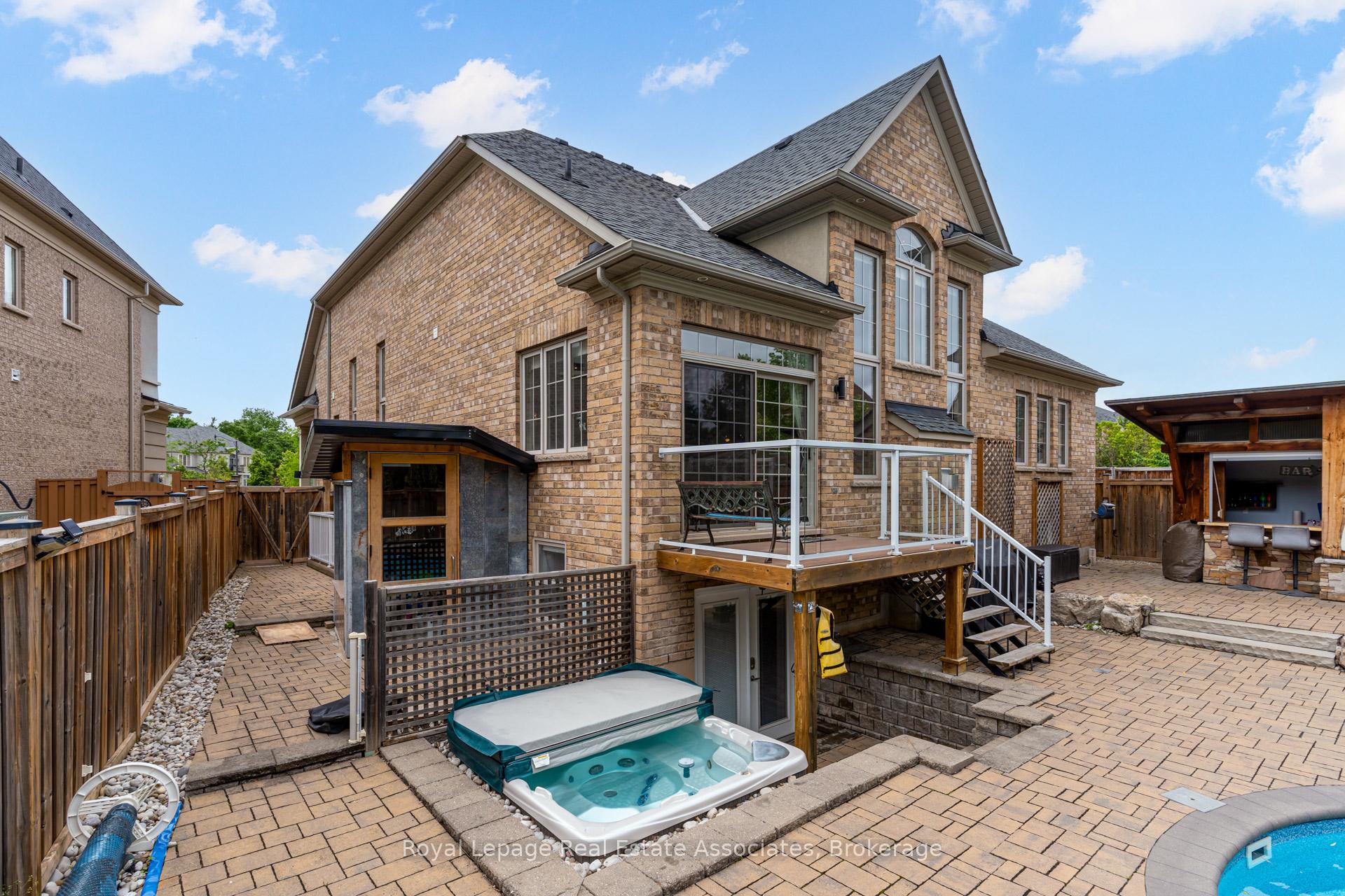 Photo 46 of 20 Cannington Crescent, Brampton, Credit Valley — HOMEH