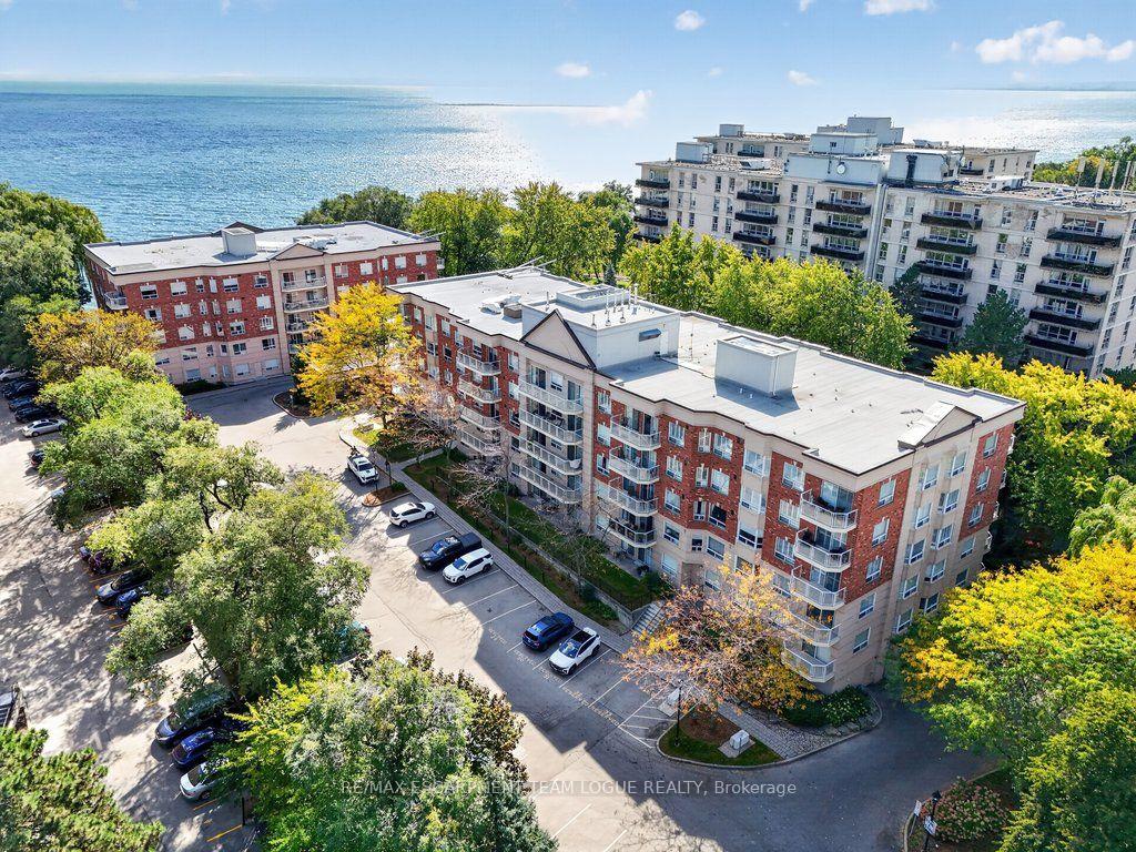 Photo 2 of Unit 409, 5188 Lakeshore Road, Burlington, Appleby — HOMEH
