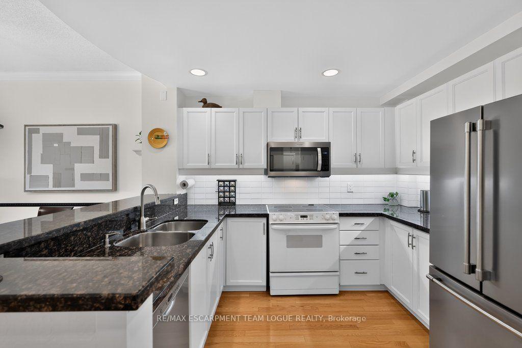 Photo 9 of Unit 409, 5188 Lakeshore Road, Burlington, Appleby — HOMEH