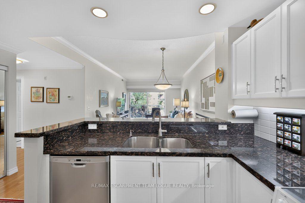 Photo 11 of Unit 409, 5188 Lakeshore Road, Burlington, Appleby — HOMEH
