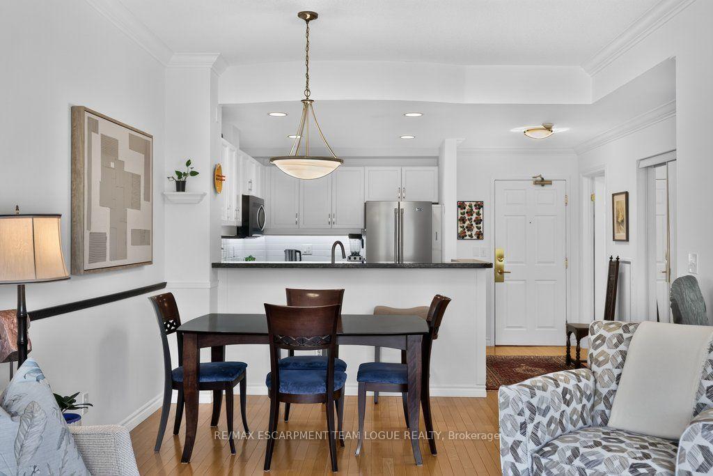 Photo 13 of Unit 409, 5188 Lakeshore Road, Burlington, Appleby — HOMEH