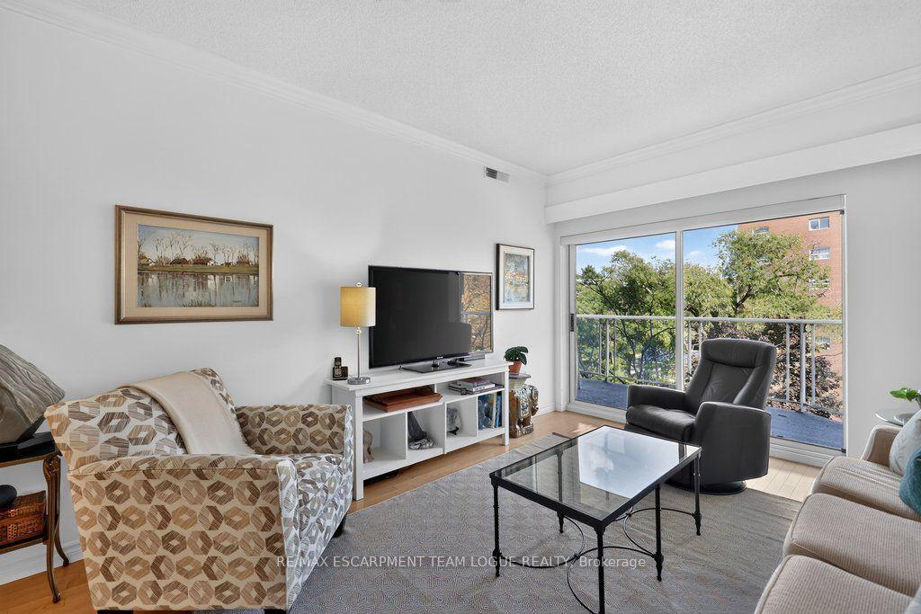 Photo 15 of Unit 409, 5188 Lakeshore Road, Burlington, Appleby — HOMEH