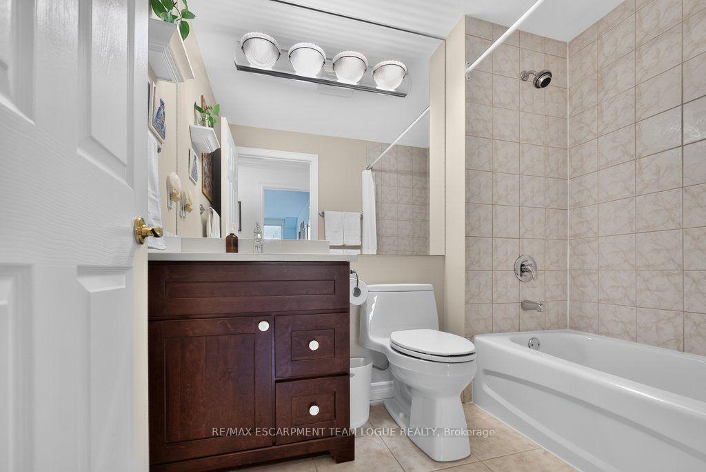 Photo 25 of Unit 409, 5188 Lakeshore Road, Burlington, Appleby — HOMEH