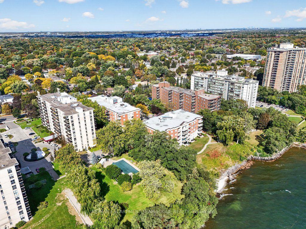 Photo 40 of Unit 409, 5188 Lakeshore Road, Burlington, Appleby — HOMEH