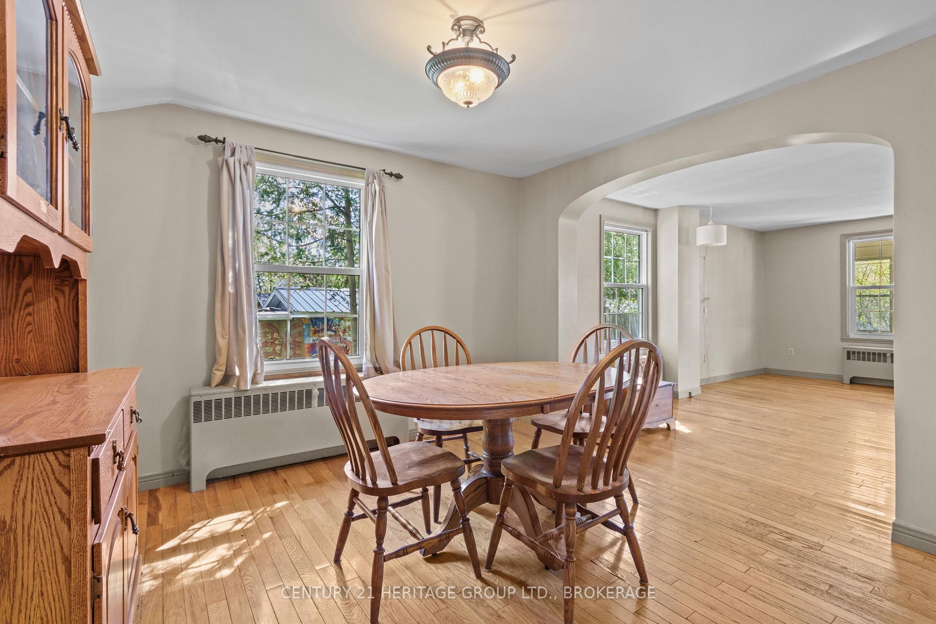 Photo 12 of 135 James Street, Kingston, East of Sir John A. Blvd — HOMEH