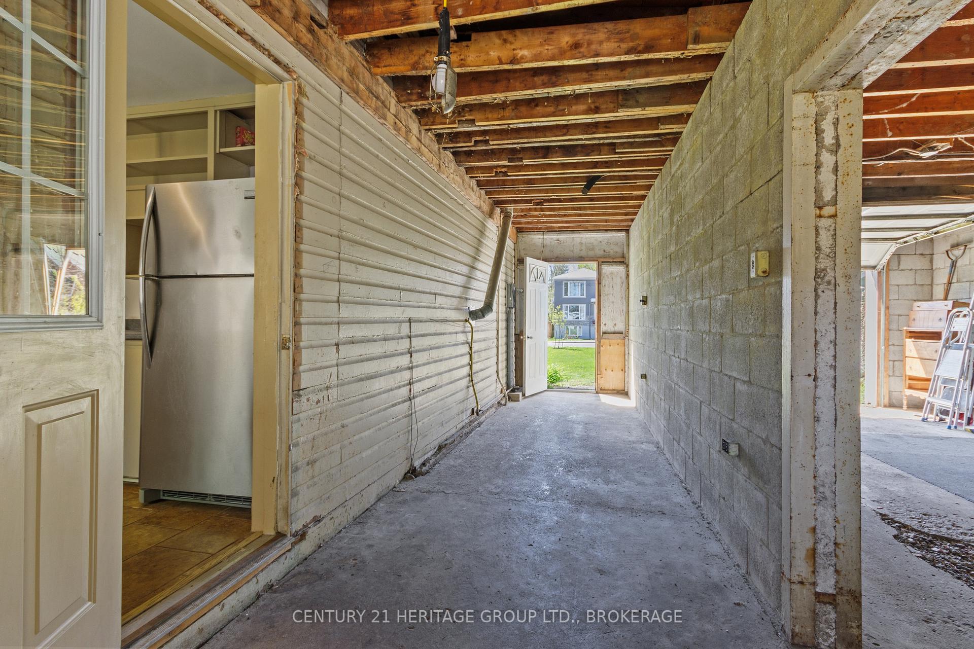 Photo 16 of 135 James Street, Kingston, East of Sir John A. Blvd — HOMEH