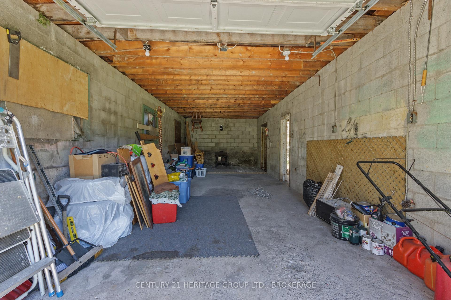 Photo 18 of 135 James Street, Kingston, East of Sir John A. Blvd — HOMEH