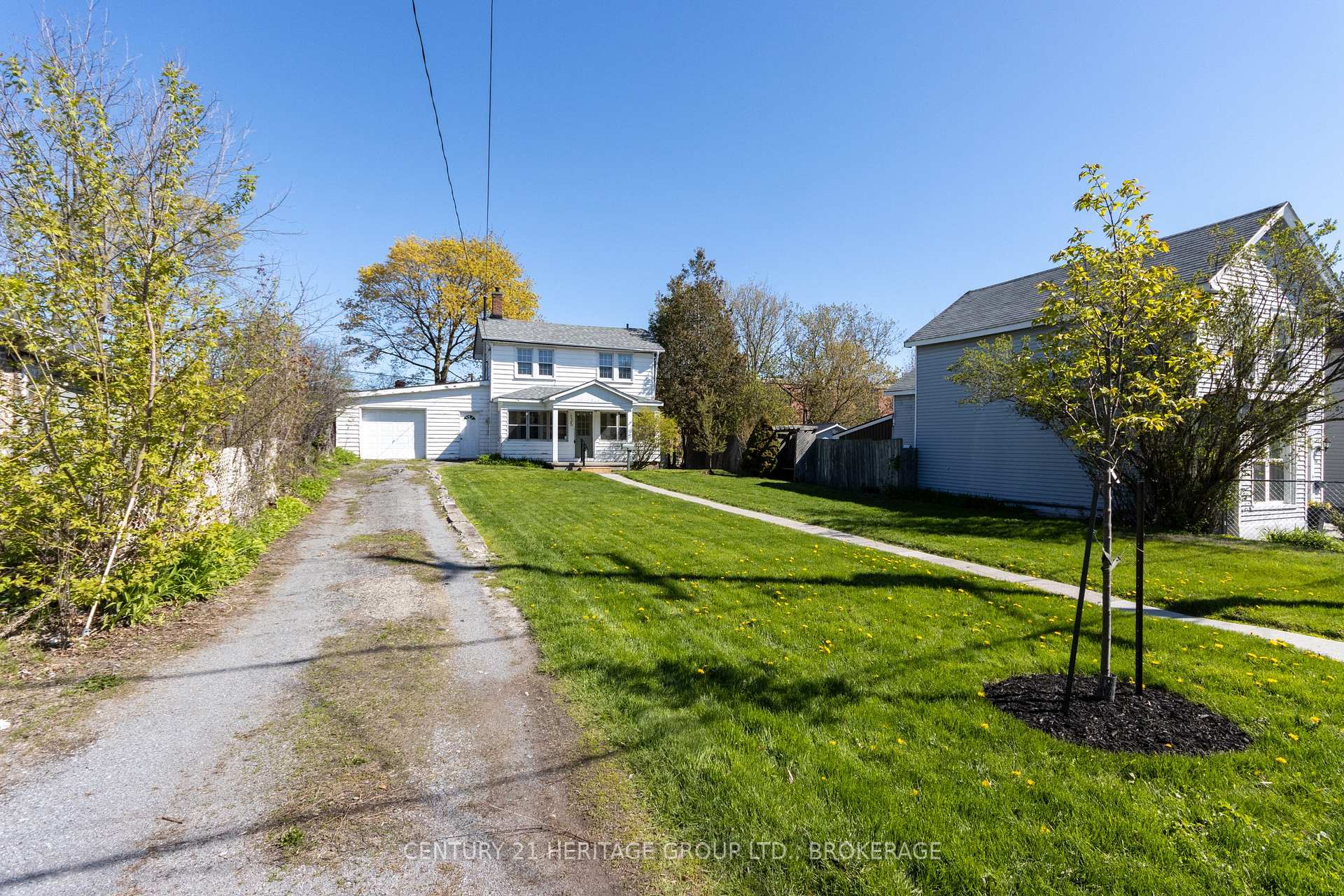 Photo 34 of 135 James Street, Kingston, East of Sir John A. Blvd — HOMEH