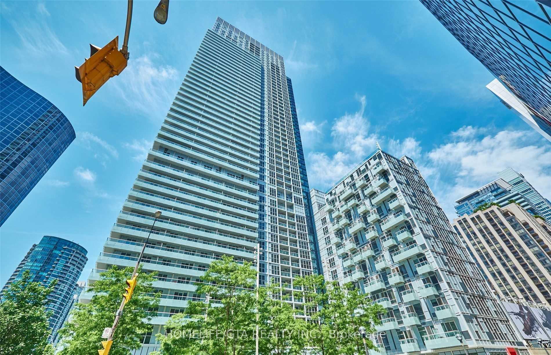 Photo 1 of Unit 2006, 300 Front Street W, Toronto, Waterfront Communities — HOMEH