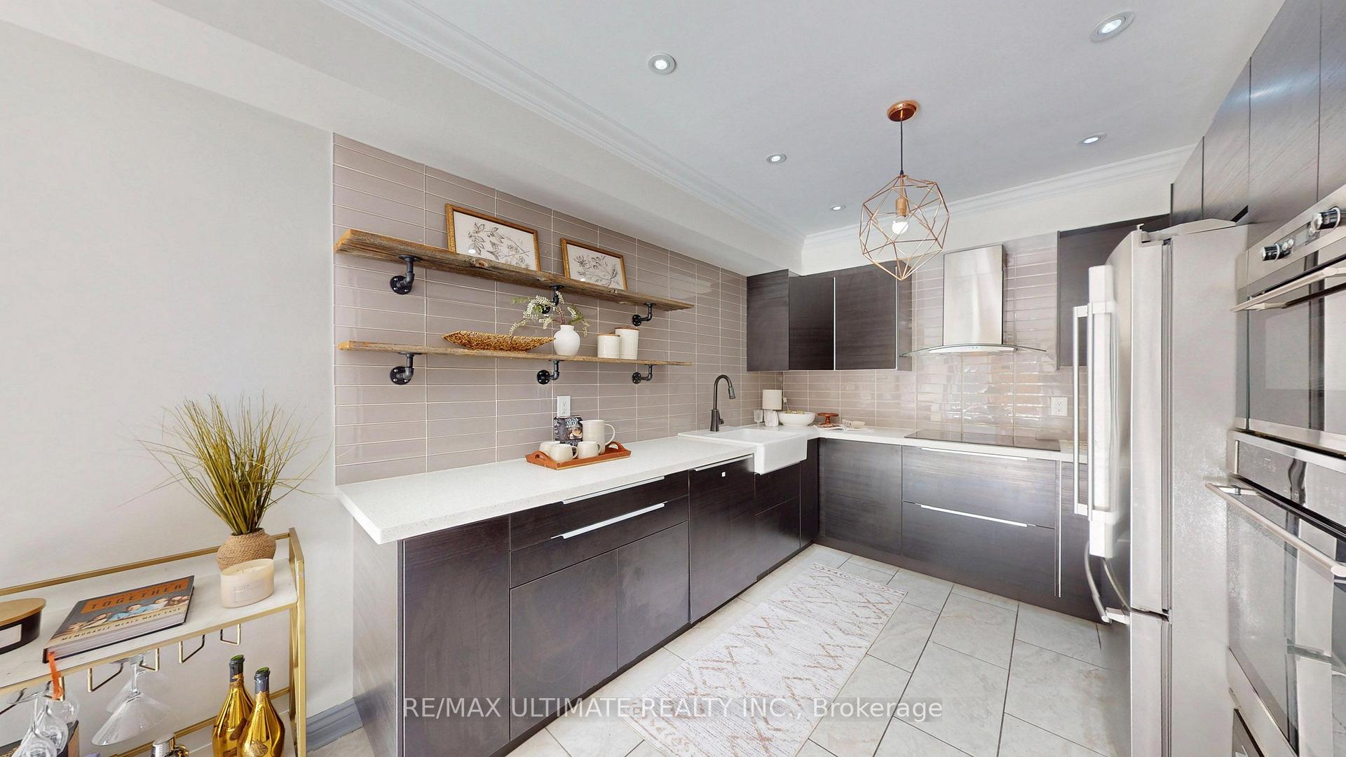 Photo 30 of 131 Foxchase Avenue, Vaughan, East Woodbridge — HOMEH