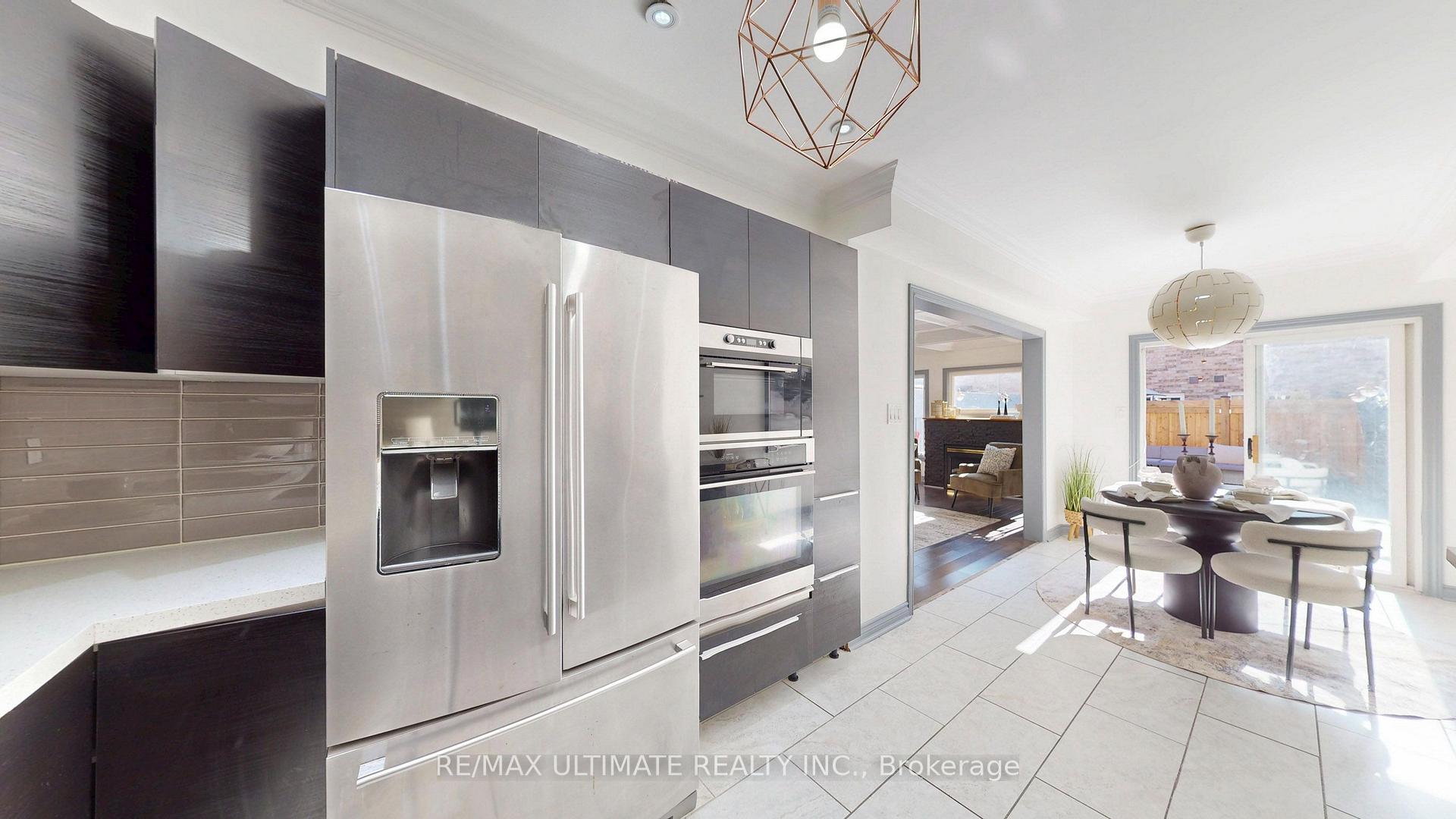 Photo 31 of 131 Foxchase Avenue, Vaughan, East Woodbridge — HOMEH