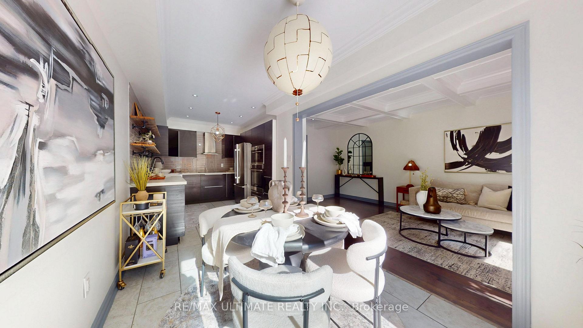 Photo 35 of 131 Foxchase Avenue, Vaughan, East Woodbridge — HOMEH