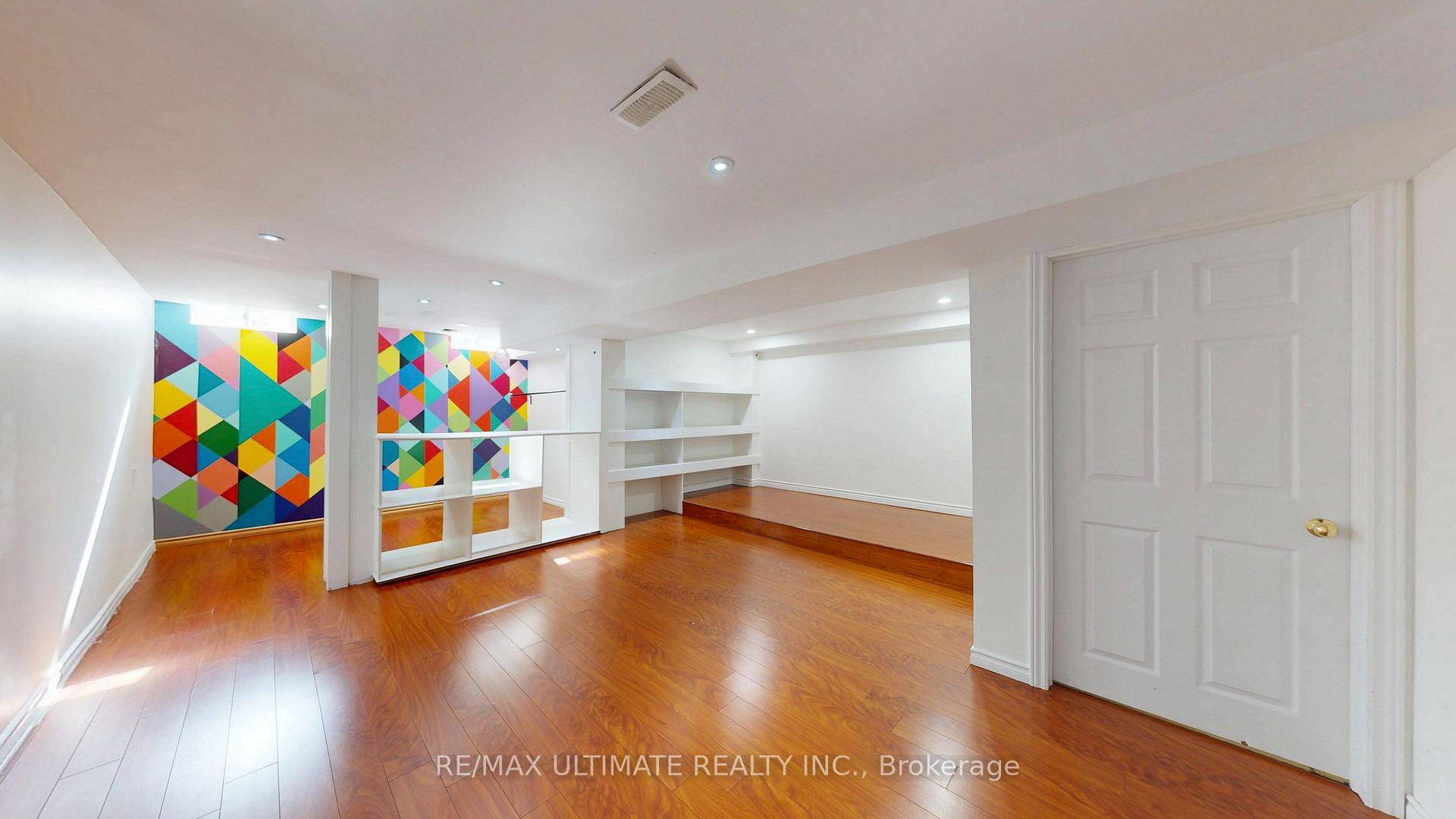 Photo 46 of 131 Foxchase Avenue, Vaughan, East Woodbridge — HOMEH